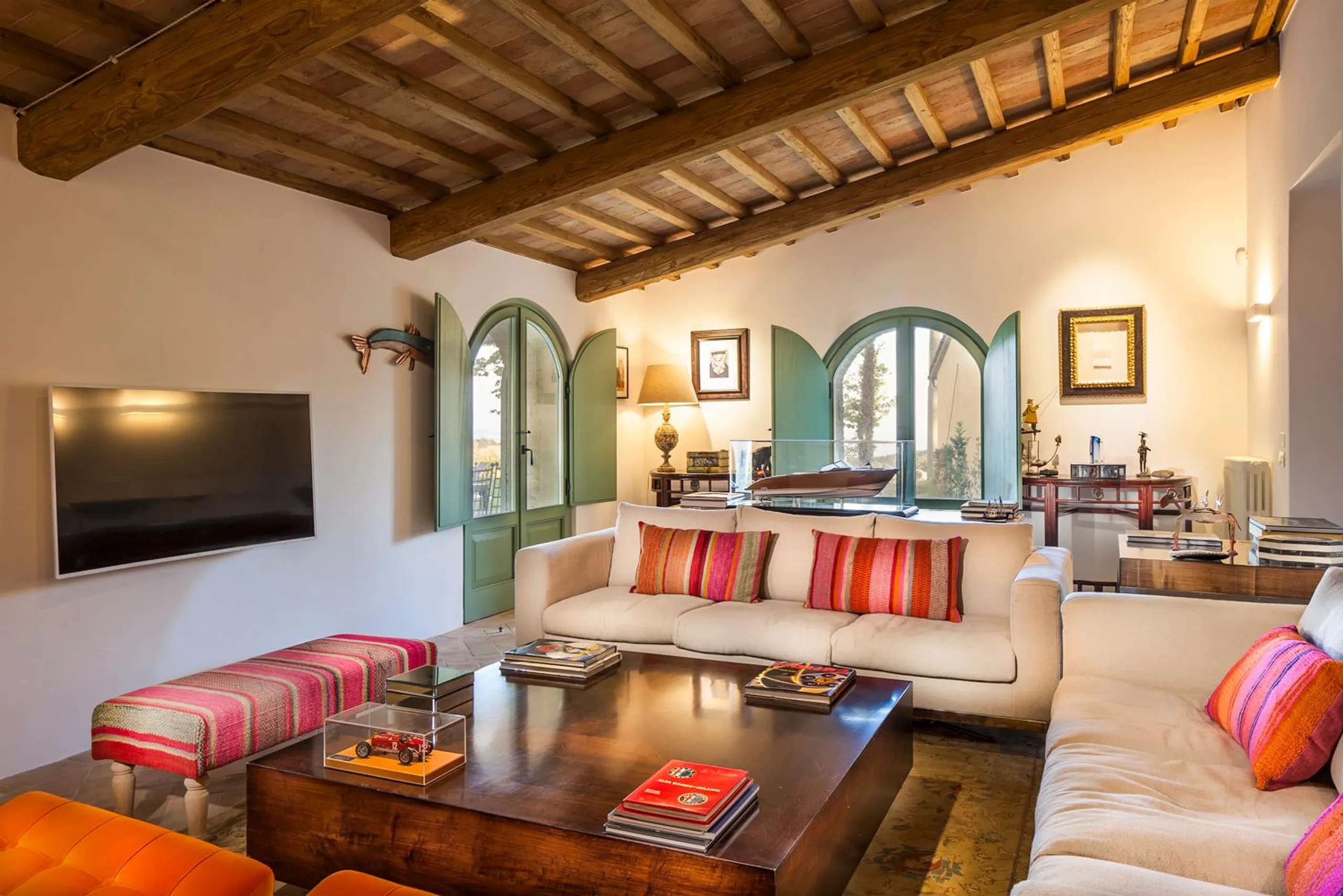 Historic Stone Villa with Private Pool and 10-Hectare Garden — photograph 10