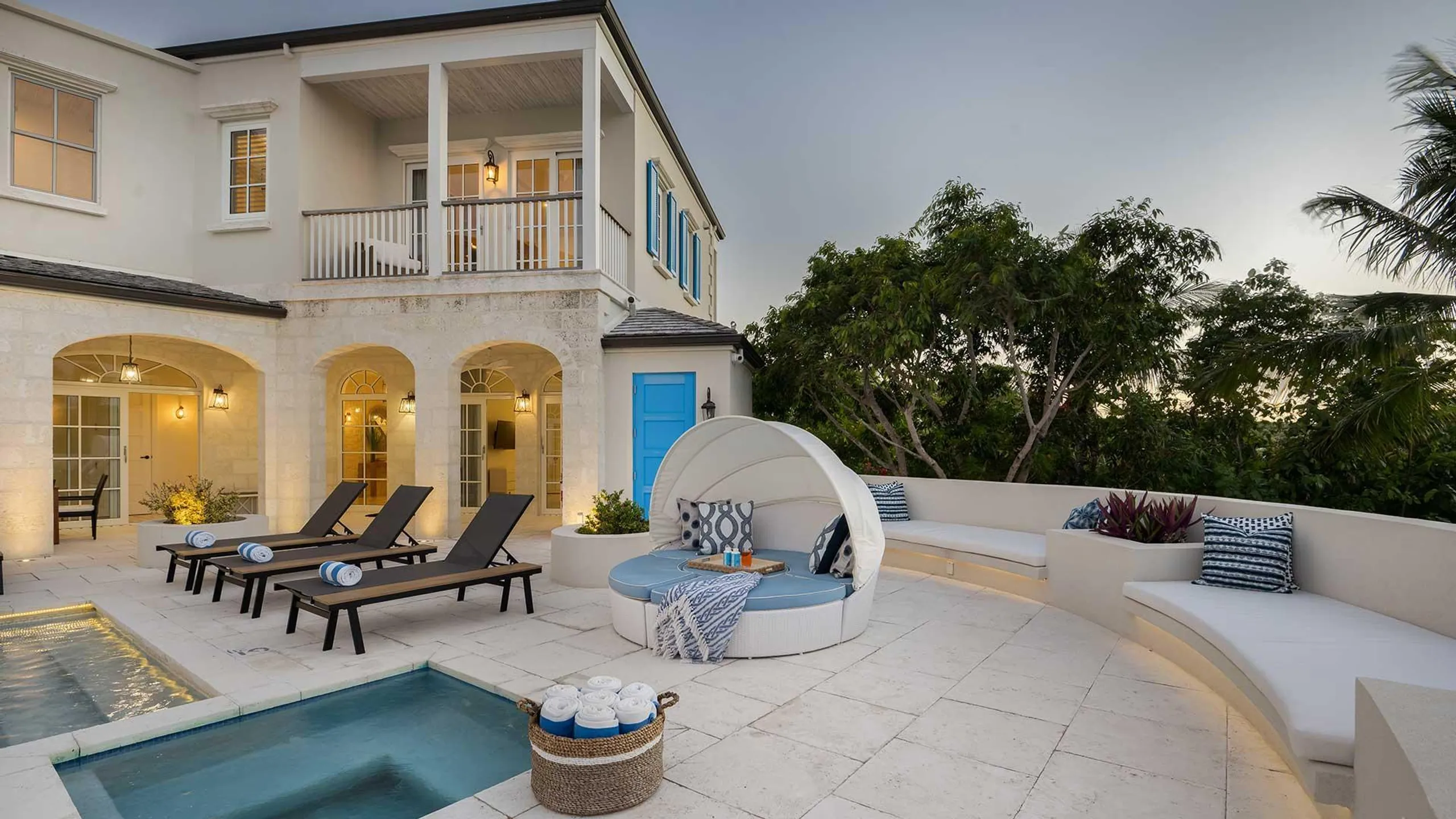 Island Elegance at this Luxury Villa in Grace Bay's Turtle Cove with Private Pool — photograph 8