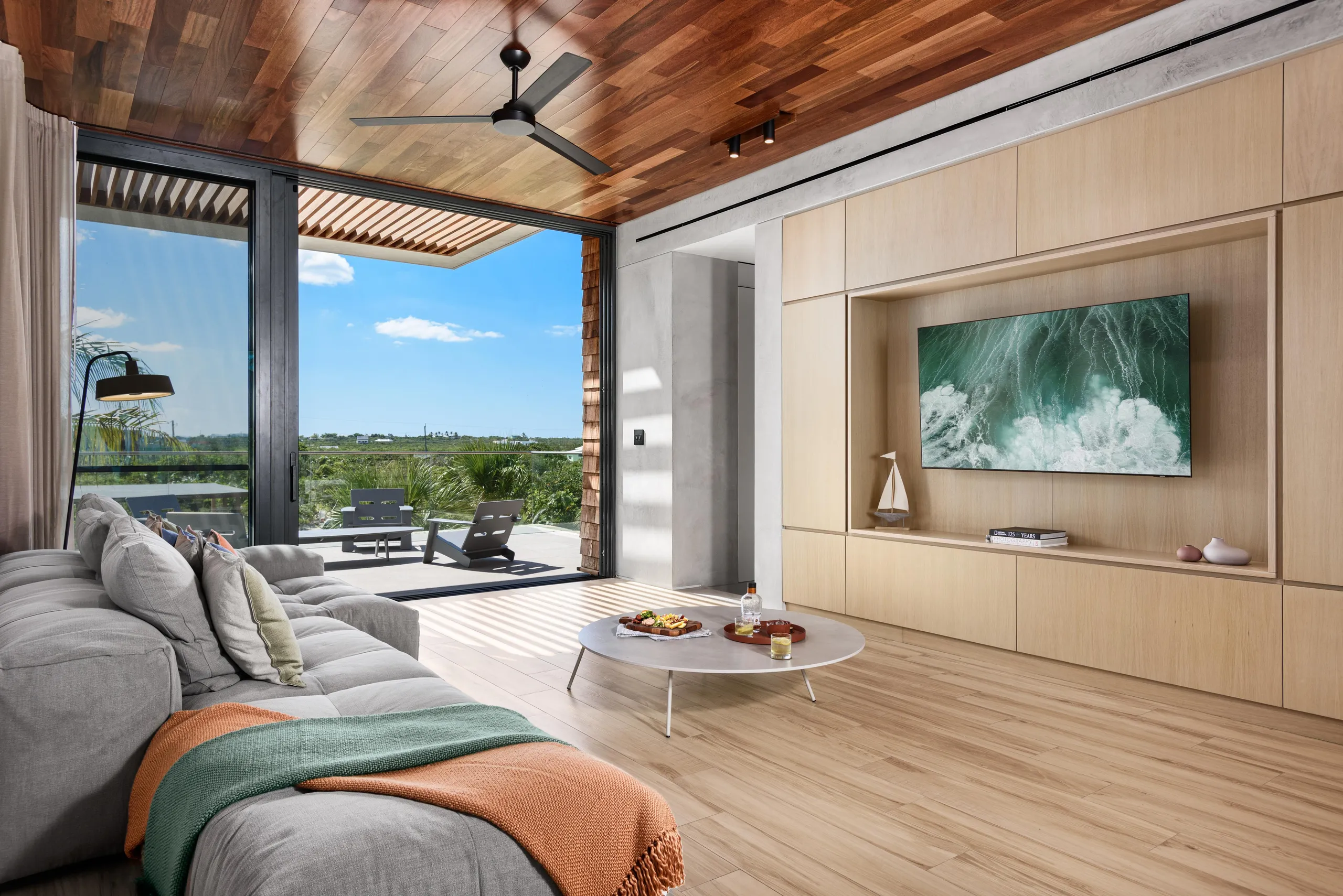 Turks & Caicos Island Top-of-the-line Luxury Villa with Long Bay Beach View — photograph 12