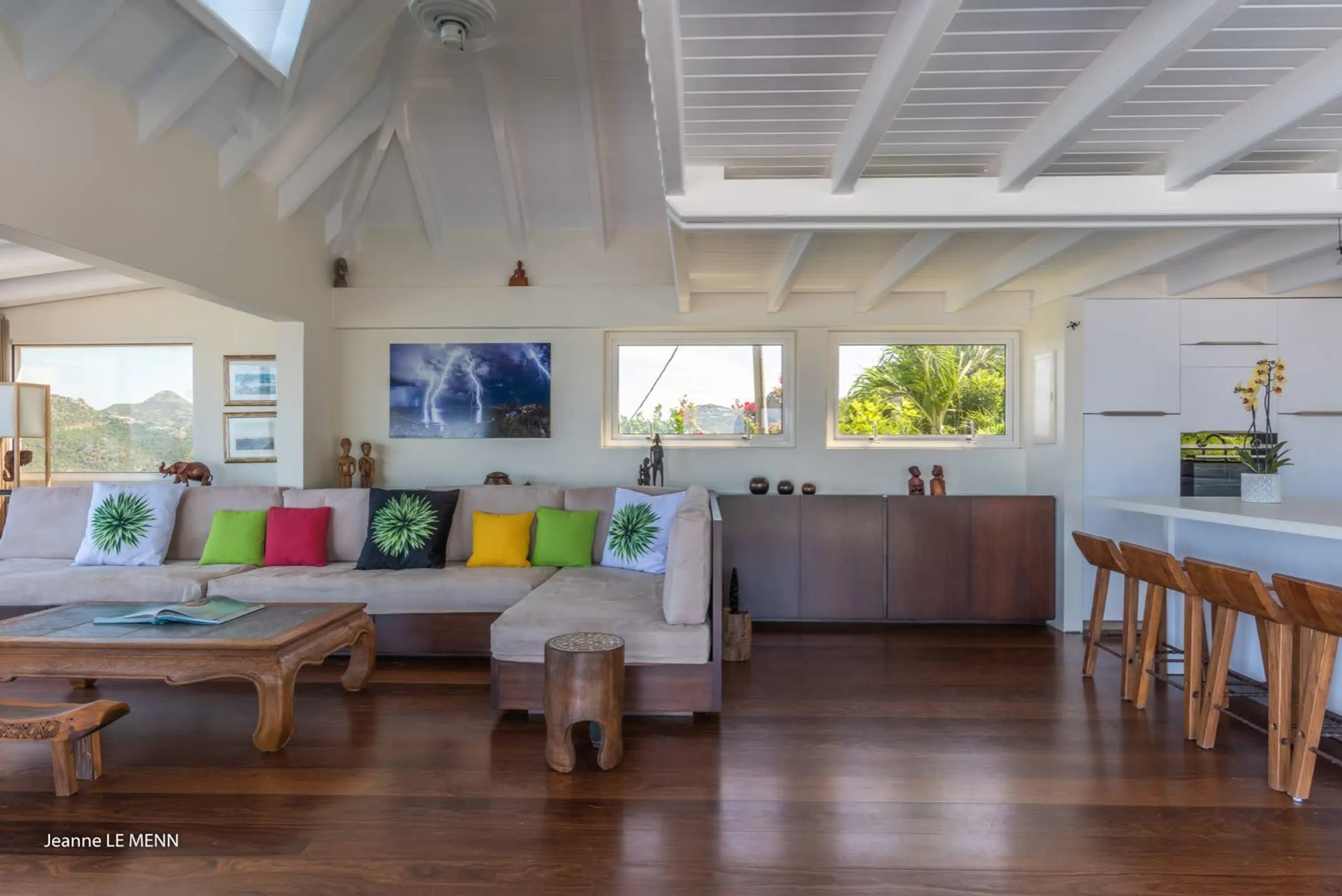 Splendorous Seafront Haven with Heated Pool and Panoramic Caribbean Views — photograph 7