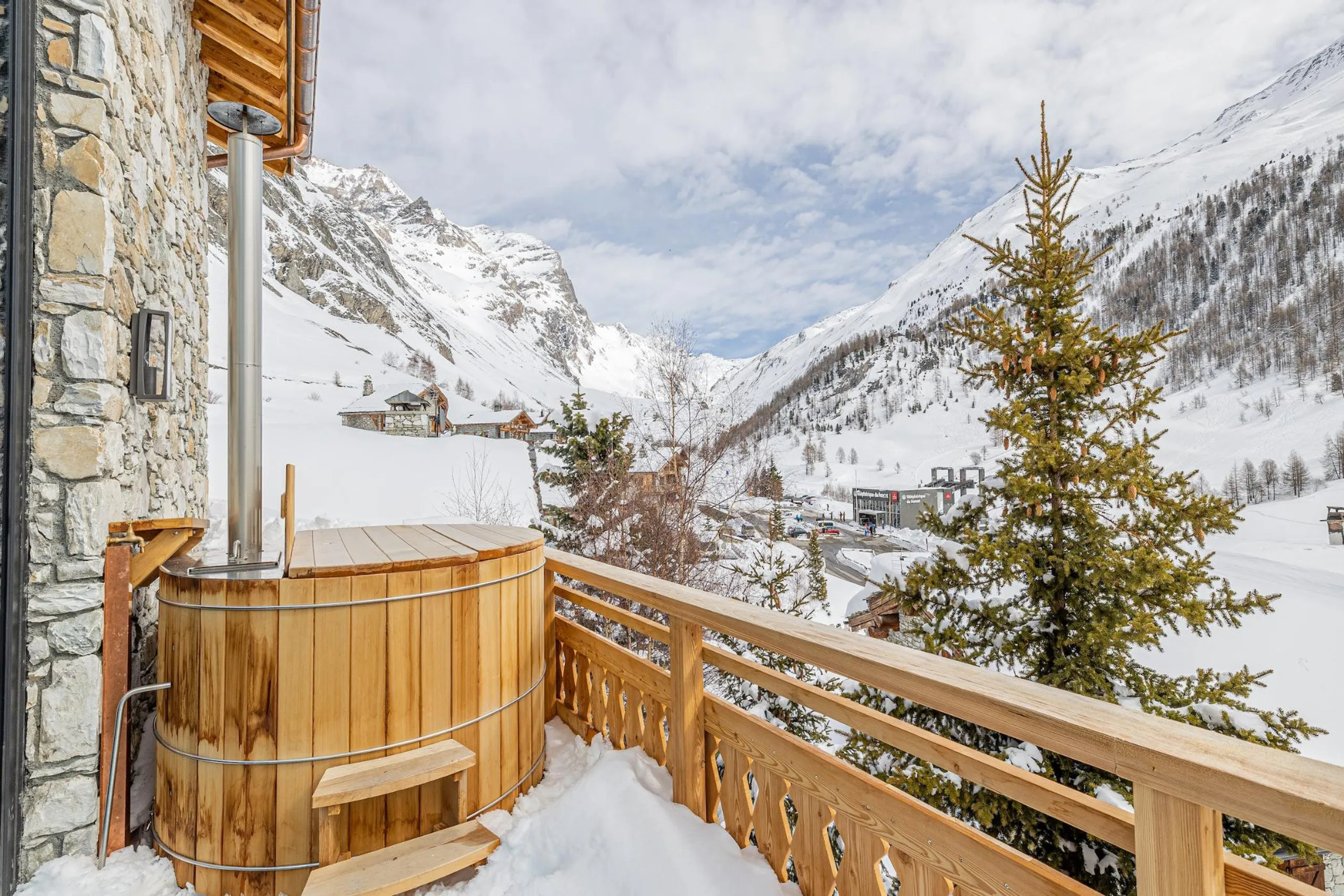 Le Fornet Luxury Alpine Retreat with Indoor Pool in Val D Isere