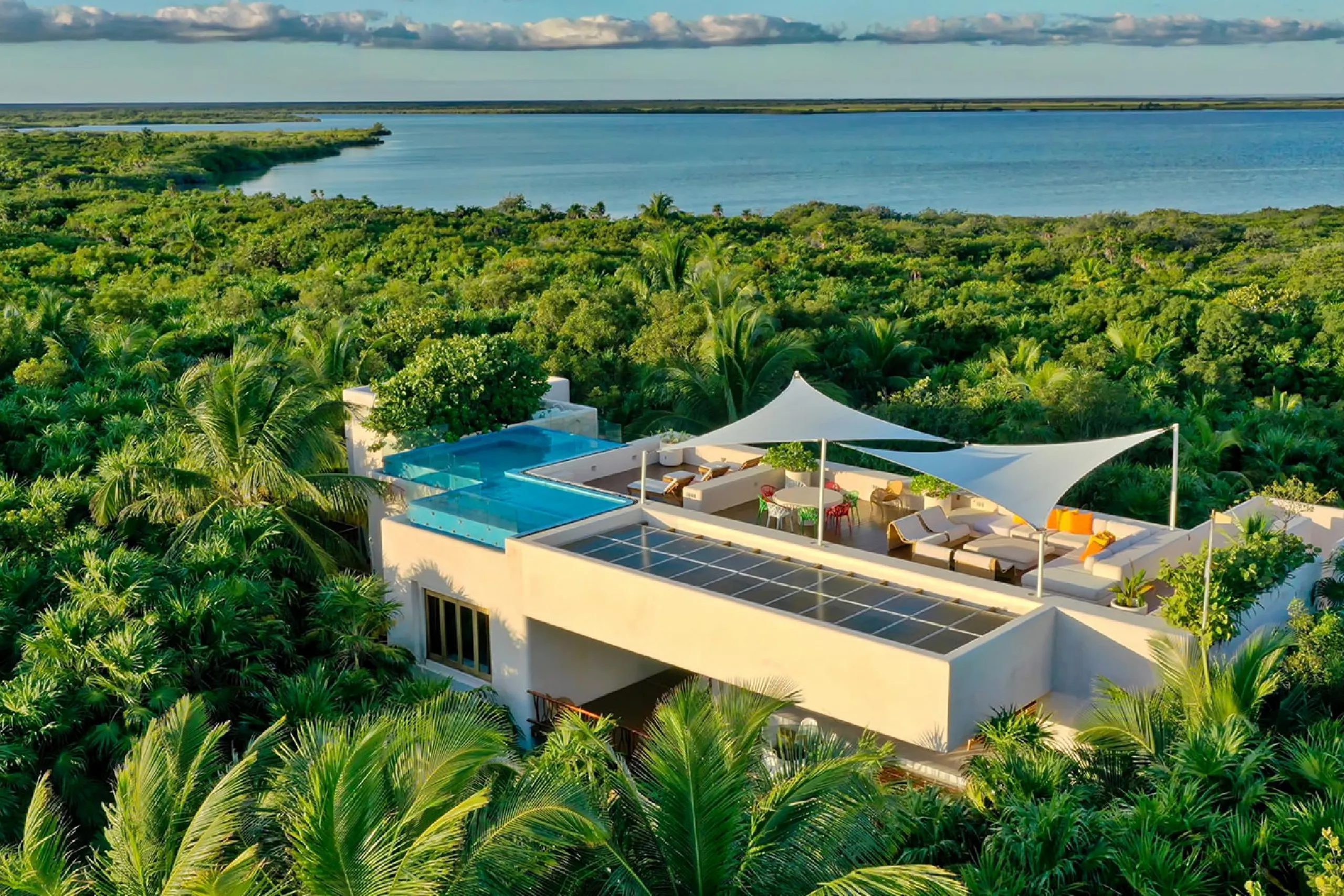 Incredible Sian Ka'an Eco-Estate with Double-Infinity Pools — photograph 2