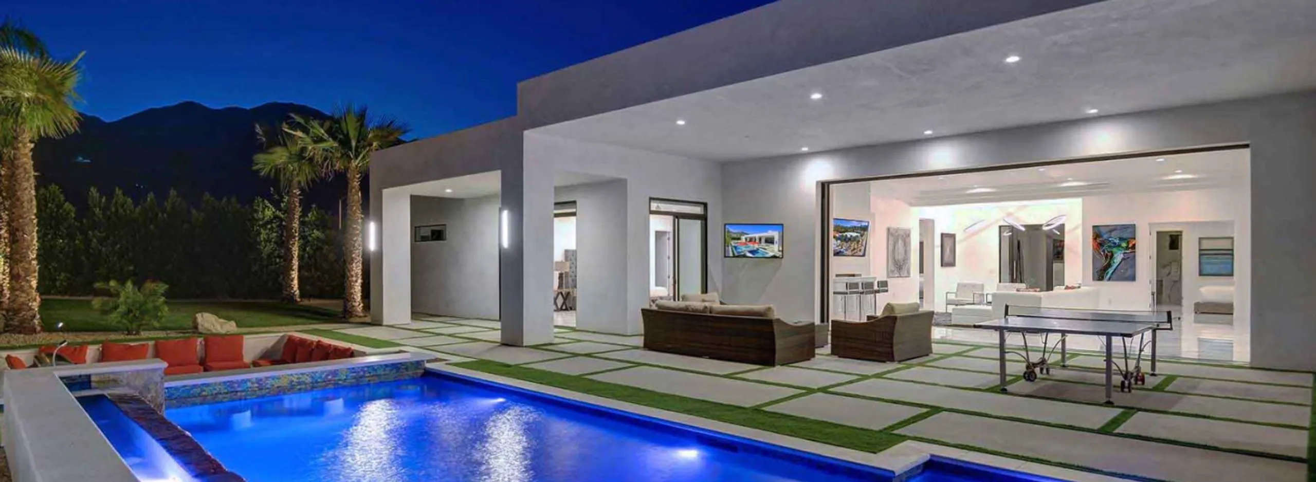 Luxurious Palm Desert Villa: Resort-Inspired Pool, Fire Pit, & Custom Interiors Near Coachella — photograph 3