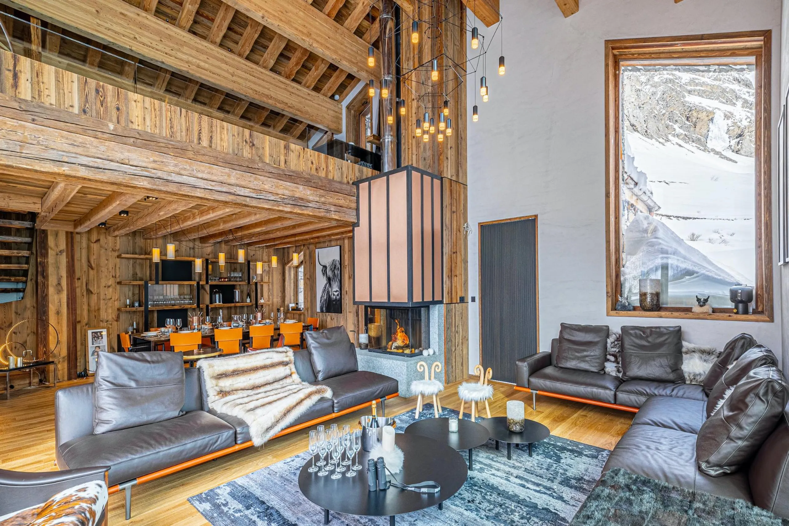 Le Fornet Luxury Alpine Retreat with Indoor Pool — photograph 8