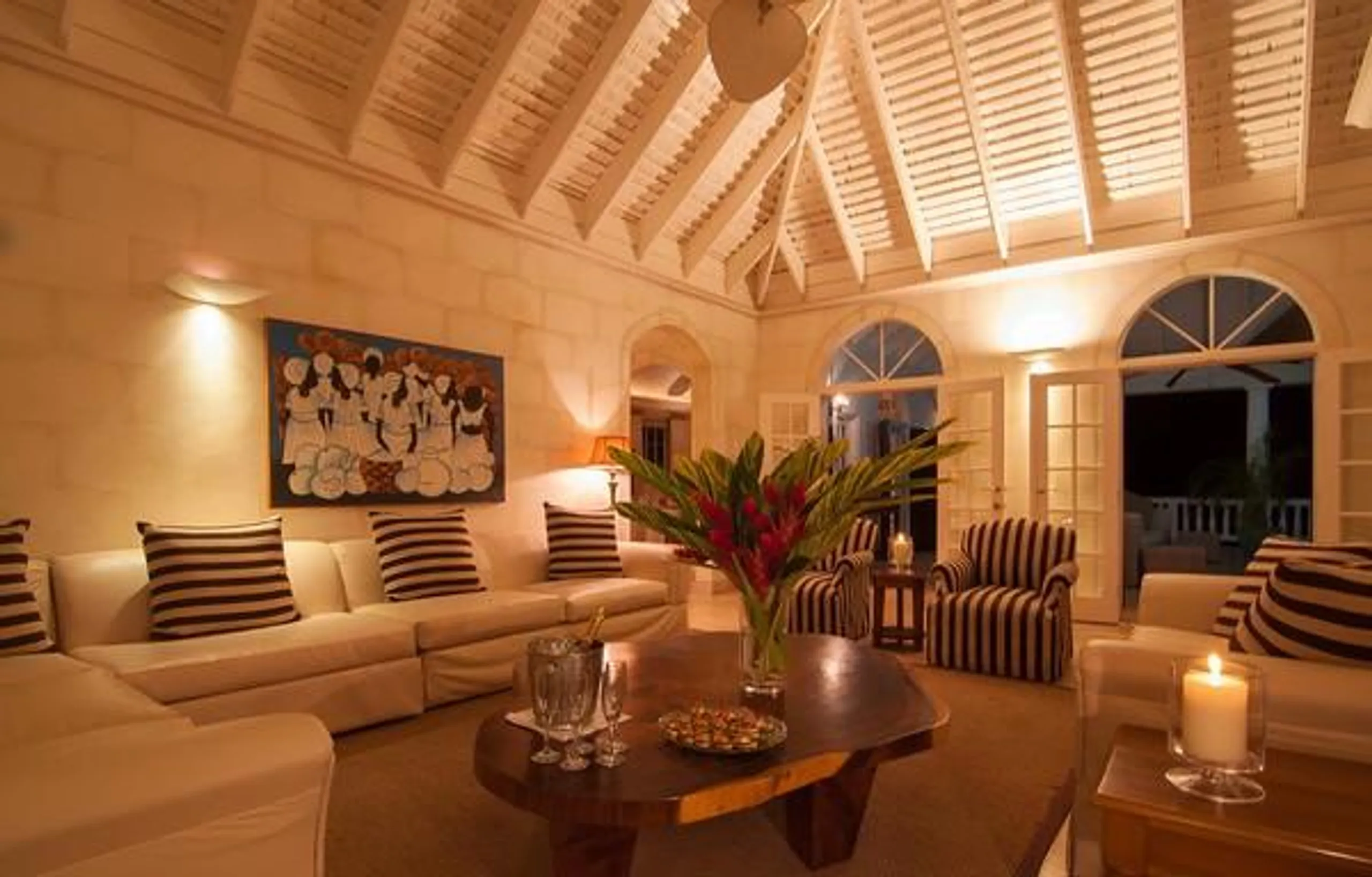 Breathtaking Montego Bay Estate with Private Pool, Basketball Court, and Outdoor Play Area — photograph 8