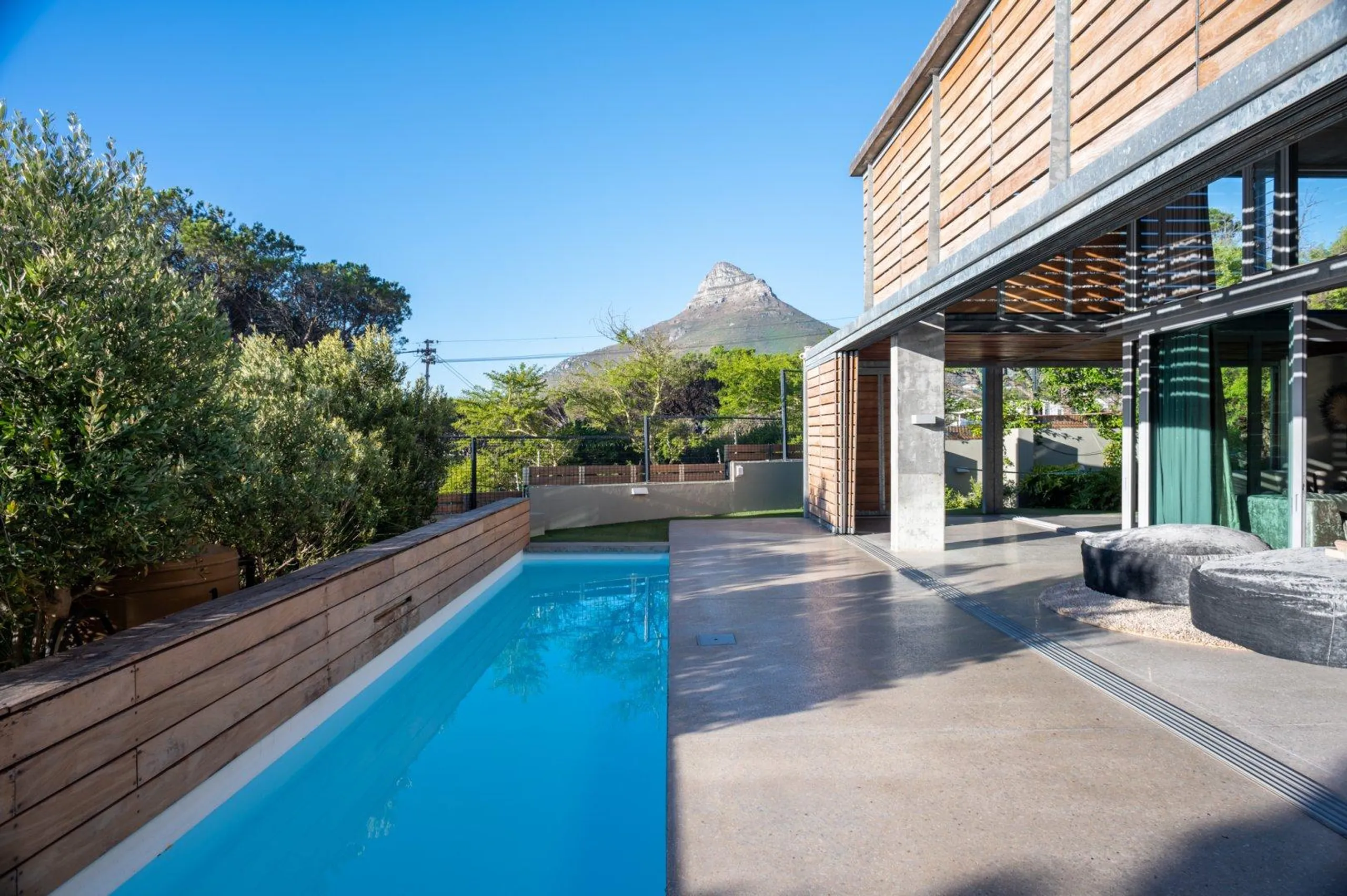 Secluded Luxury Villa with Panoramic Ocean Views, Cape Town