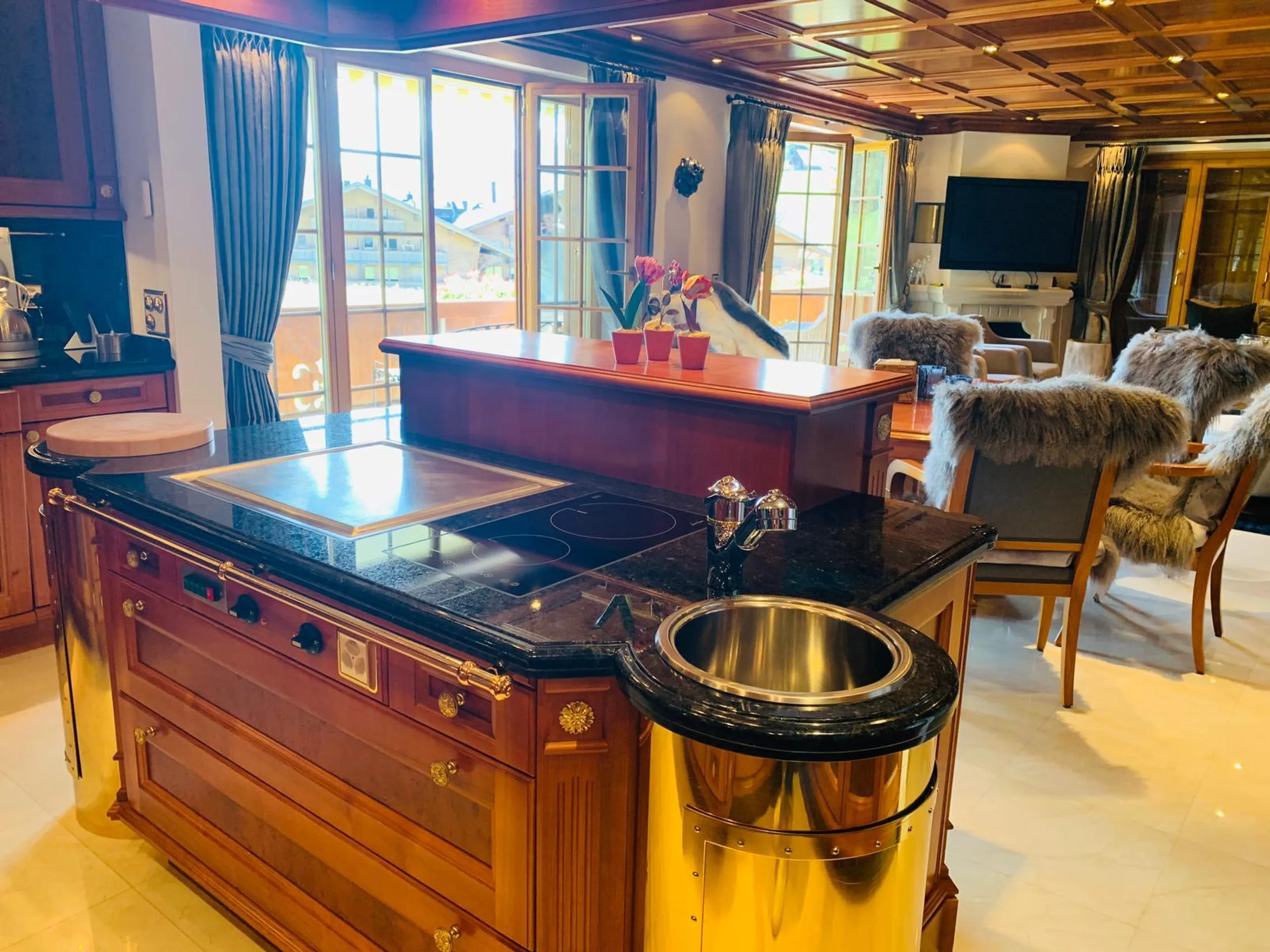 Deluxe Luxury Chalet in Saanen with Stunning Views — photograph 7