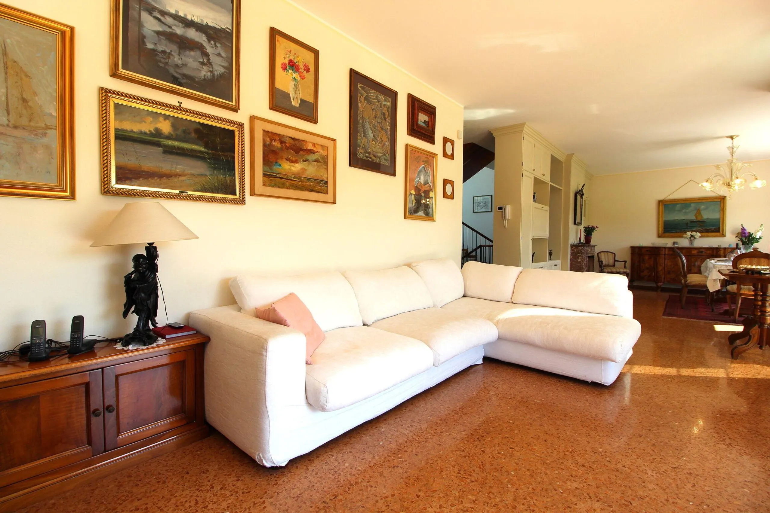 Tranquil Hillside Villa with Private Pool, Jacuzzi & Family Playground — photograph 8