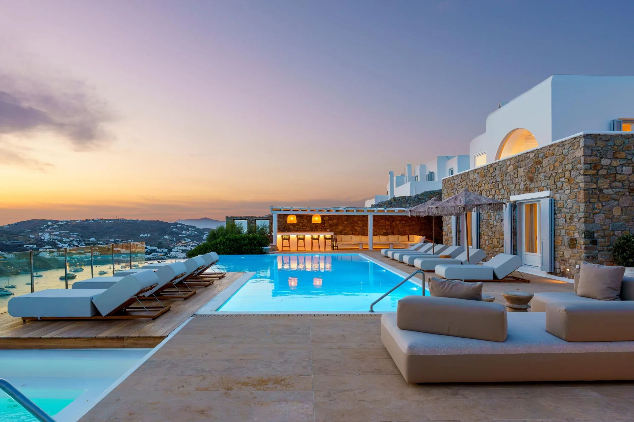 Lavish Seaview Villa in Mykonos with Private Pool — photograph 7