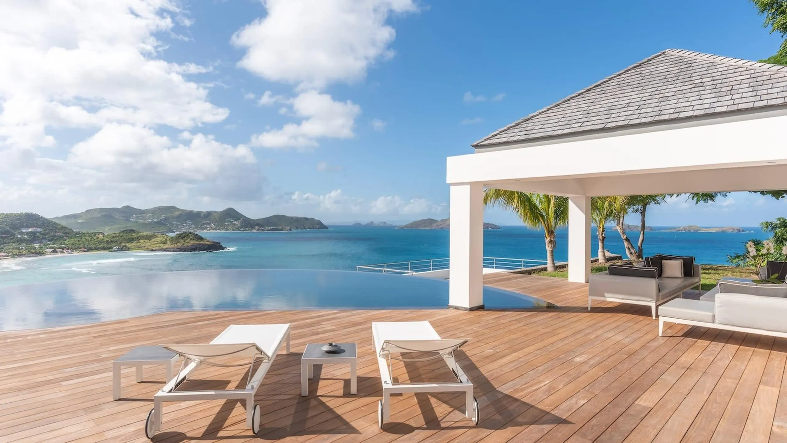 Grand Lagoon-View Villa with Heated Pool and Panoramic Views — photograph 2