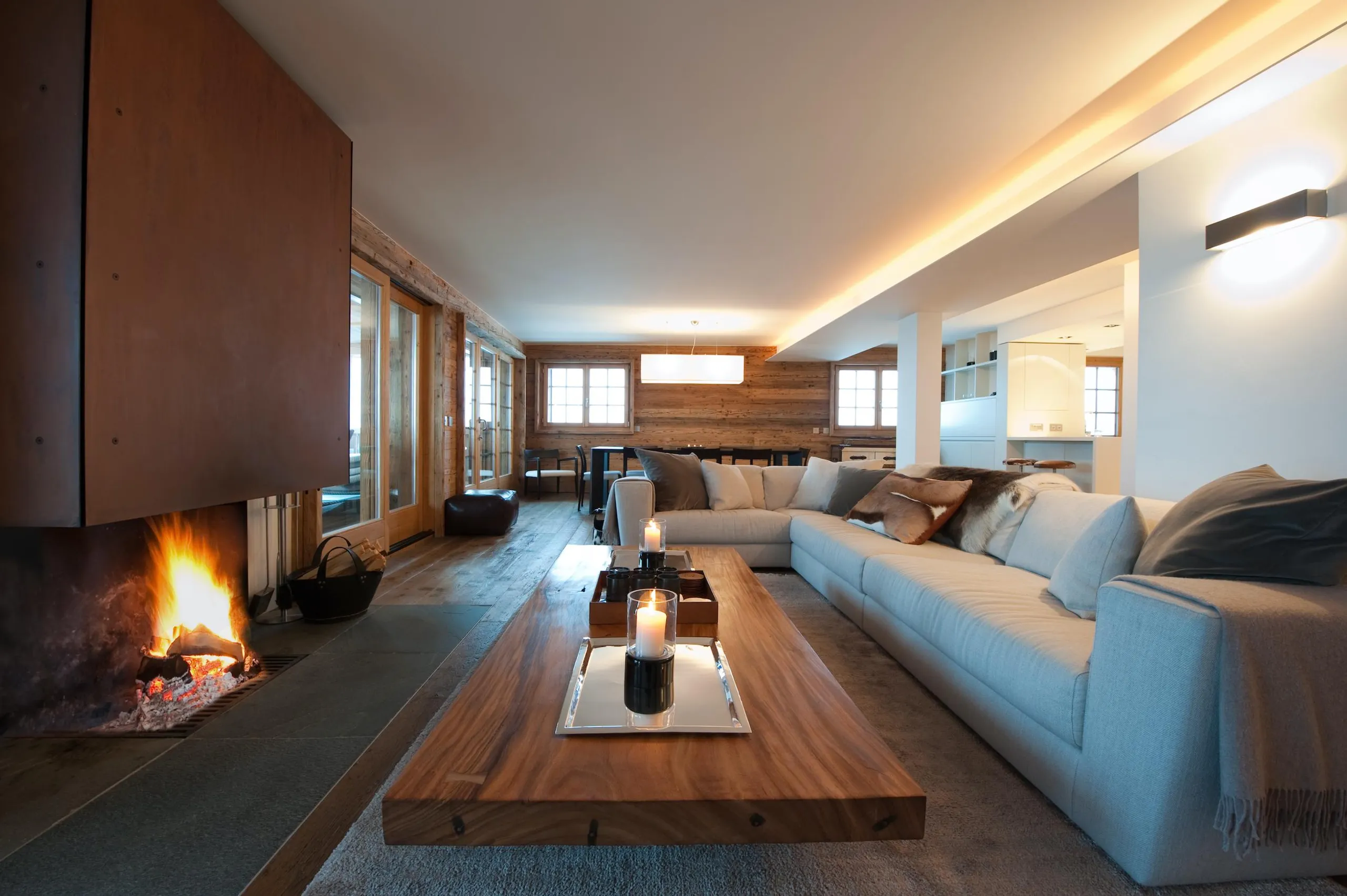 Verbier Swiss Alpine Retreat Estate Centrally Located with Epic Mountain Views — photograph 6