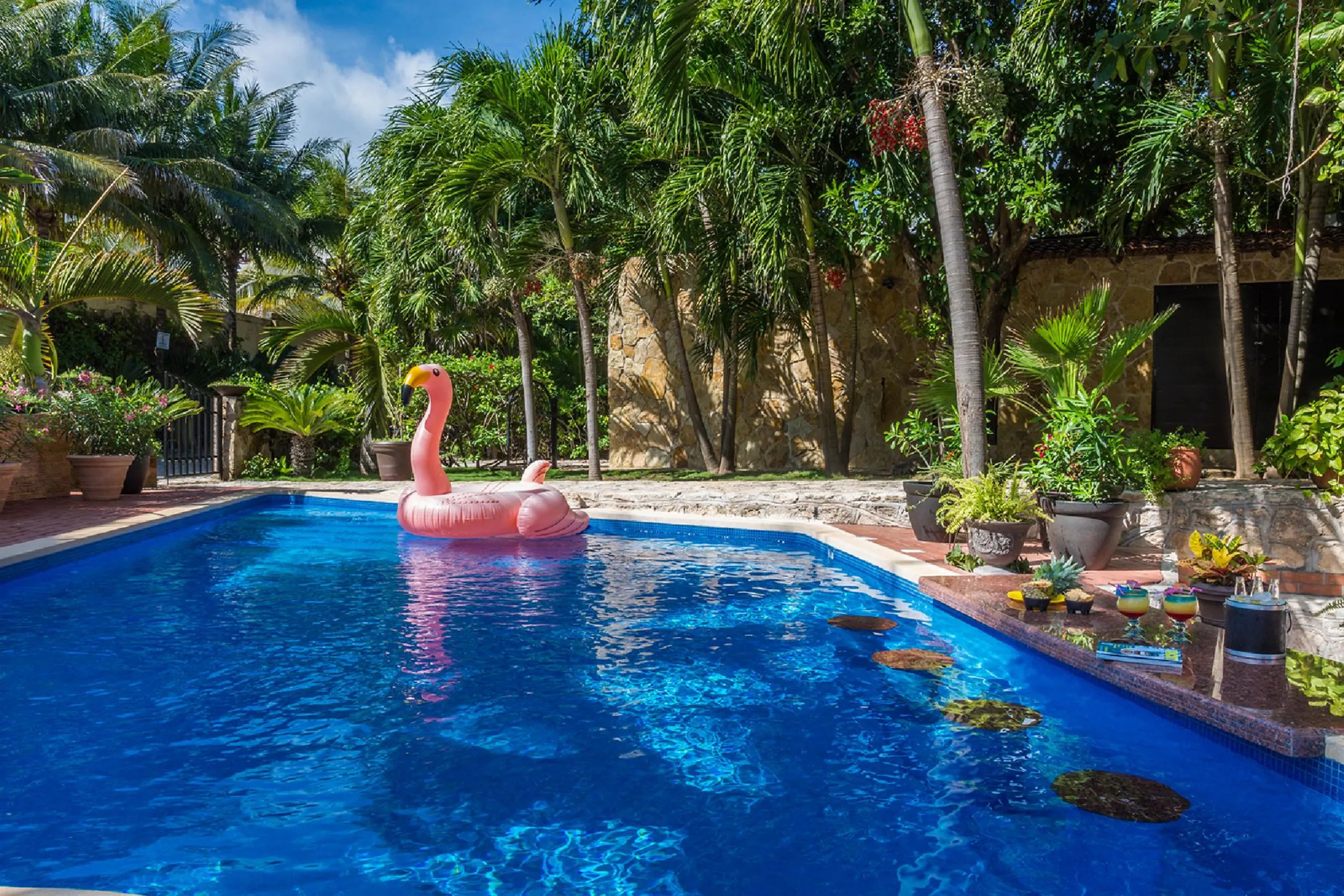 Playa del Carmen Architectural Estate with Private Pool, Ocean Views and Lush Gardens — photograph 9