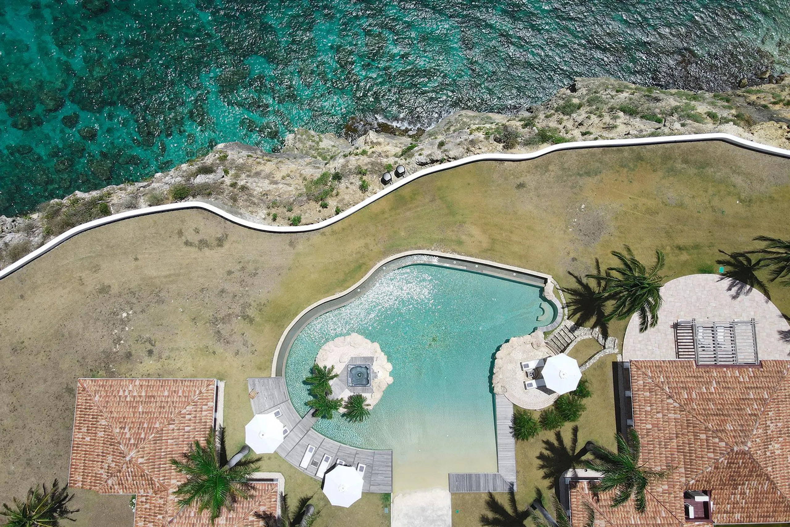 Luxury Terres Basses Estate with Lagoon Infinity Pool and Caribbean Sea Views — photograph 7