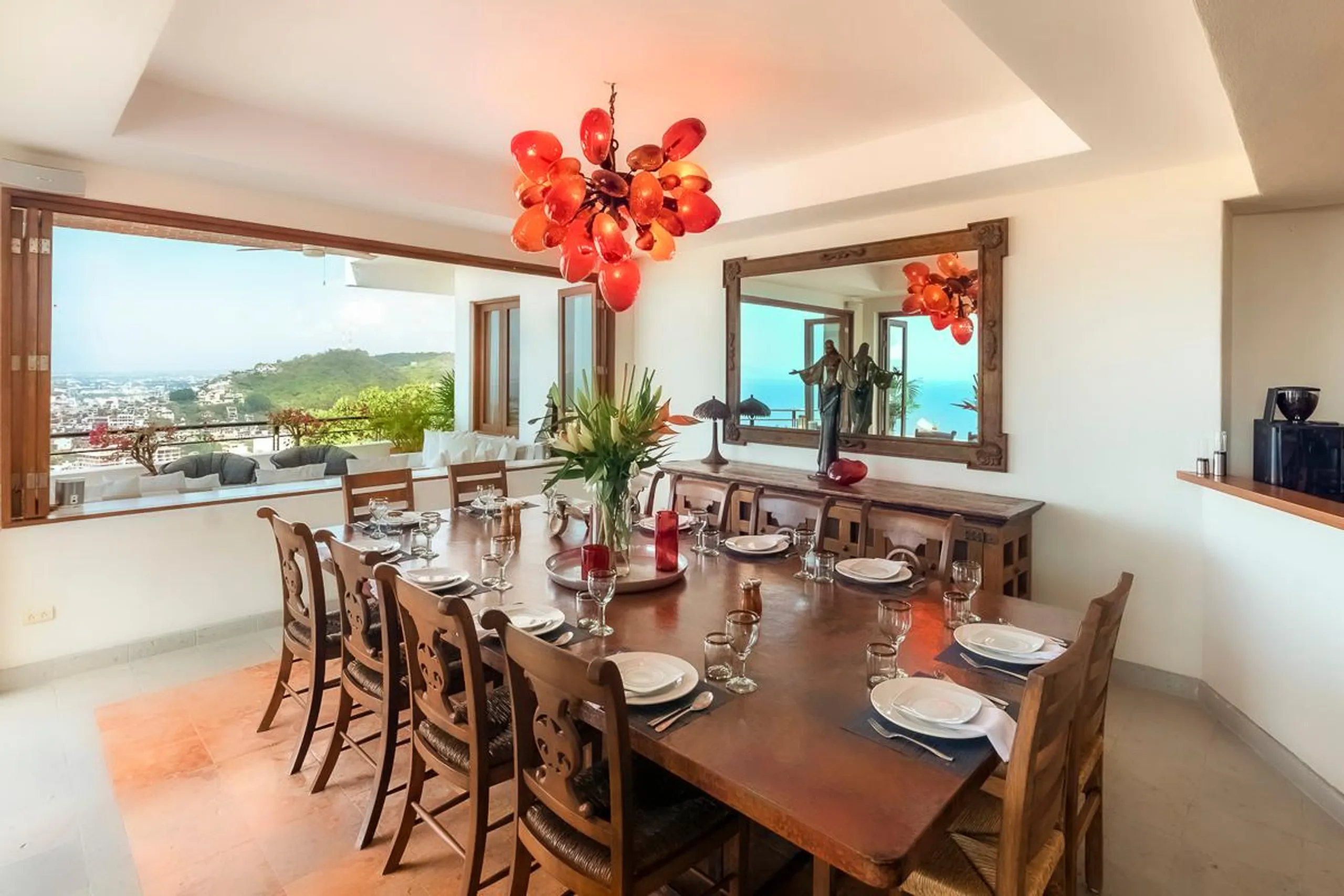 Charming Mexican Villa with Private Pool and Unobstracted Sea Views — photograph 12