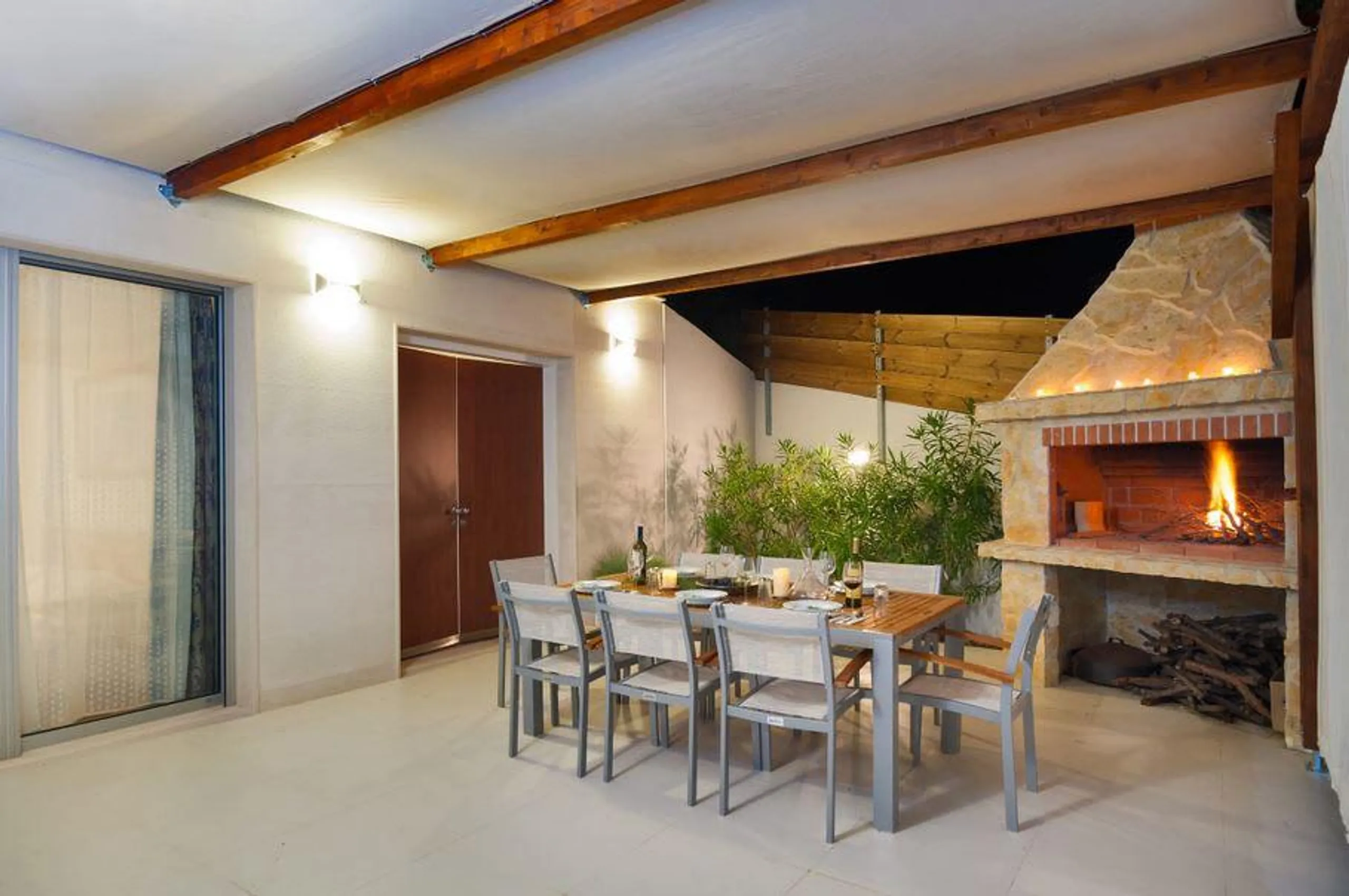 Exquisite Modern Villa in the Quiet Bay of Bobovisca — photograph 6