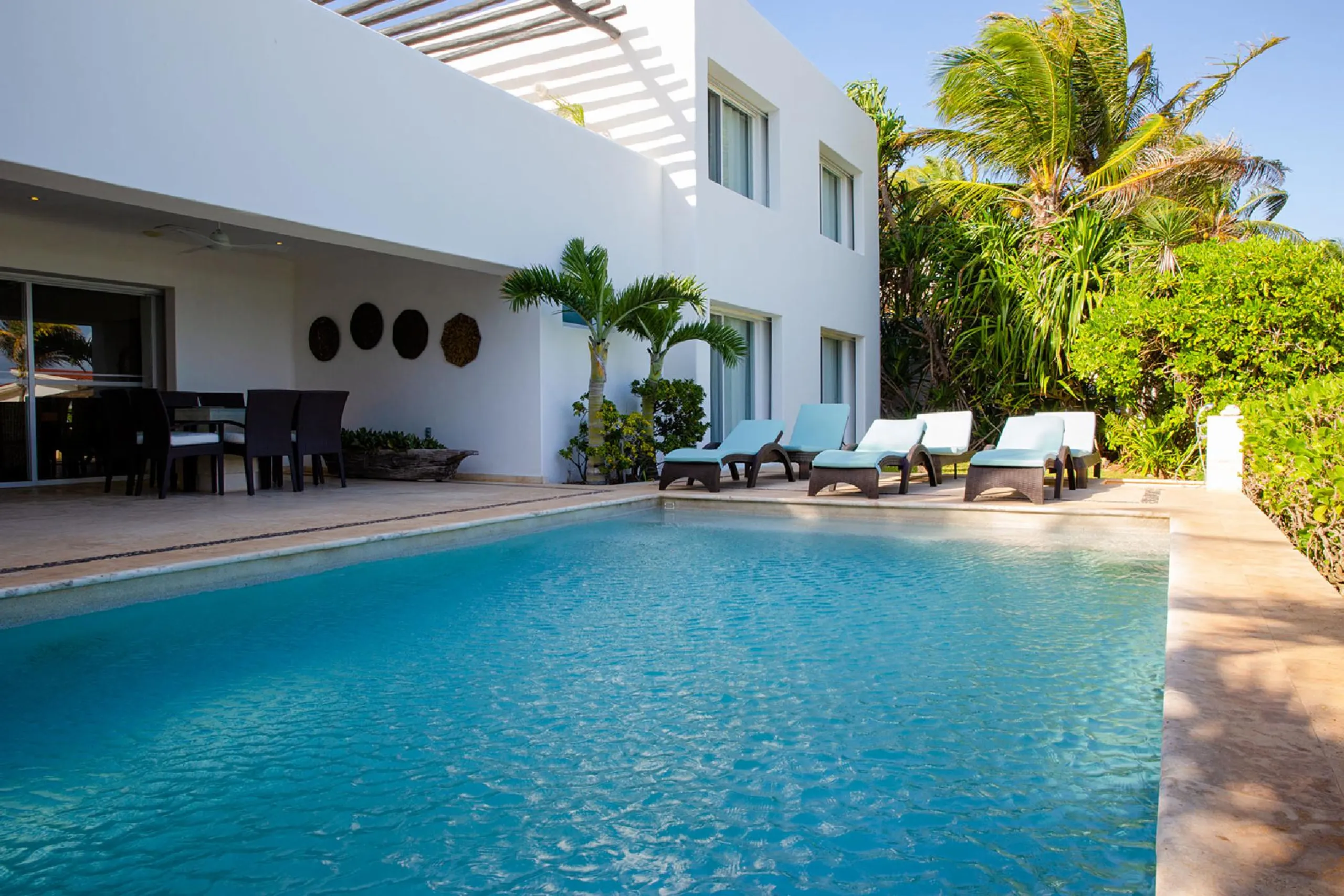 Playa del Carmen Modern Luxury Villa with Private Pool and Ocean Views, Playa del Carmen