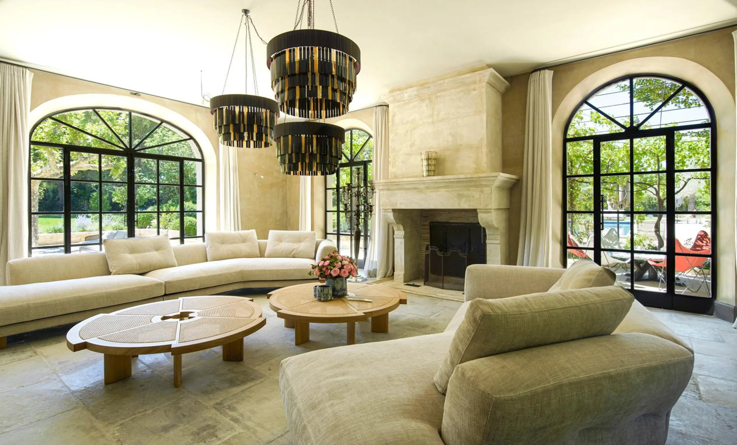 Serene Splendor Retreat with Poolside and Mountain Views — photograph 8