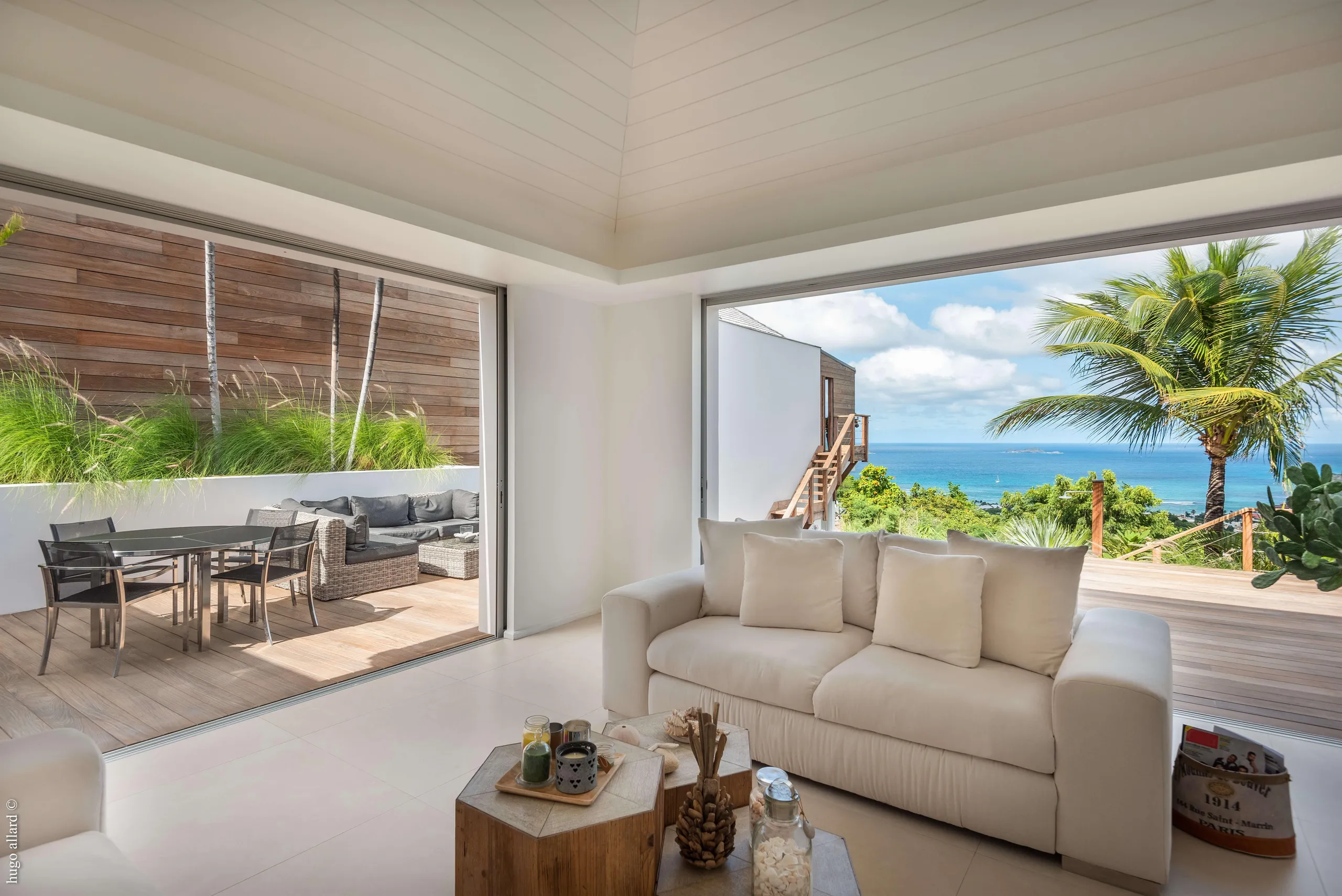 Panoramic Ocean Views: Exquisite Getaway in Private Pogamus — photograph 12