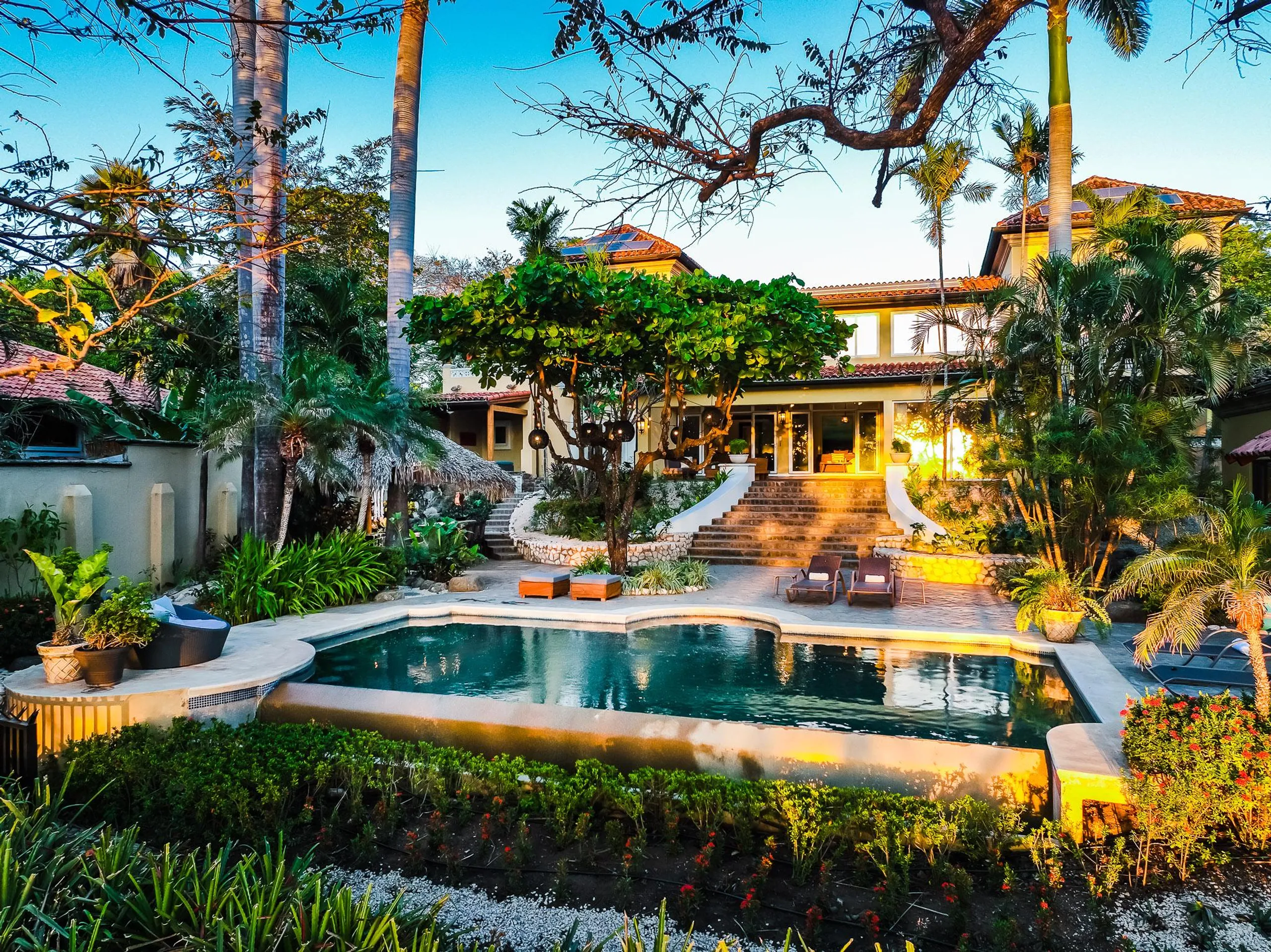Plentiful Playa Longosta Villa with Private Pool and Walks to Beach, Playa Langosta