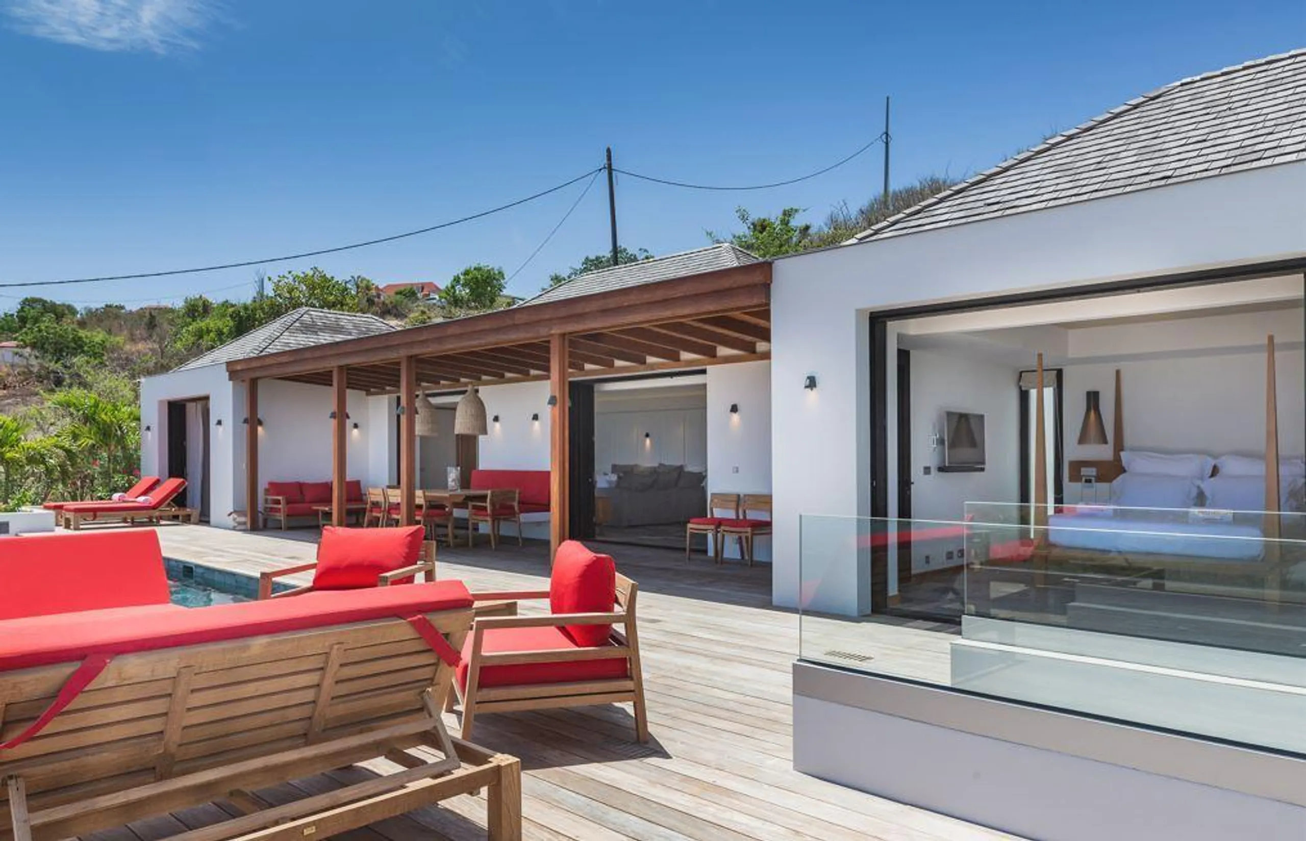 Sleek and Minimalist Inspired Villa with Heated Pool in Grand-Cul-de-Sac's Idyllic Paradise — photograph 5