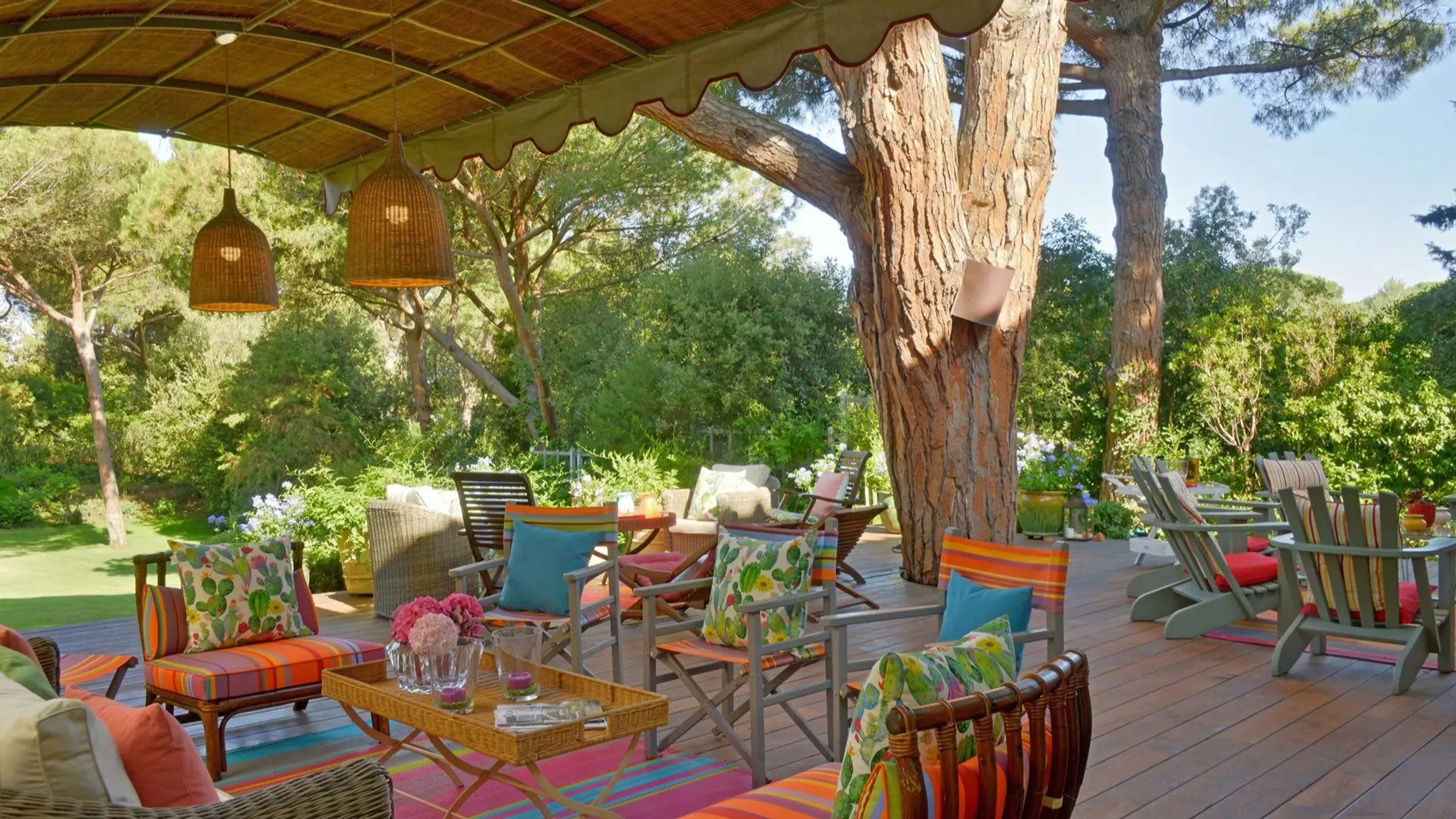 Traditional Tuscan Villa with Panoramic Views — photograph 3