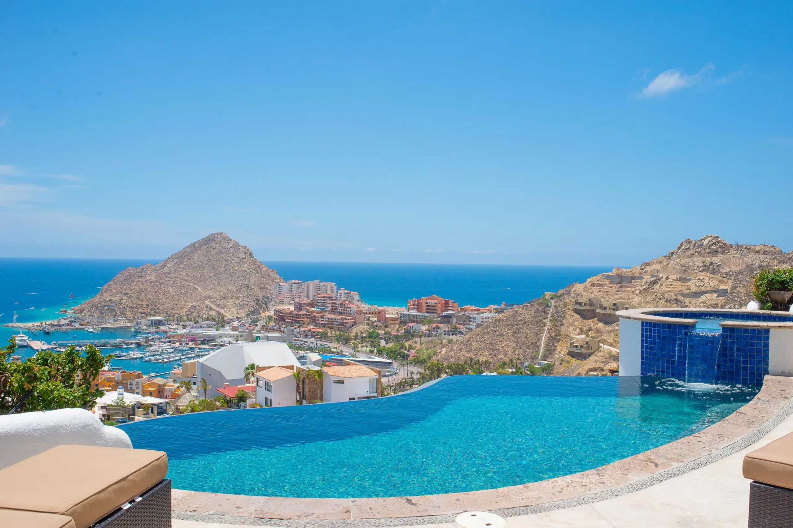 Stunning Cabo San Lucas Villa with Infinity Edge Pool and Jacuzzi, Cabo San Lucas