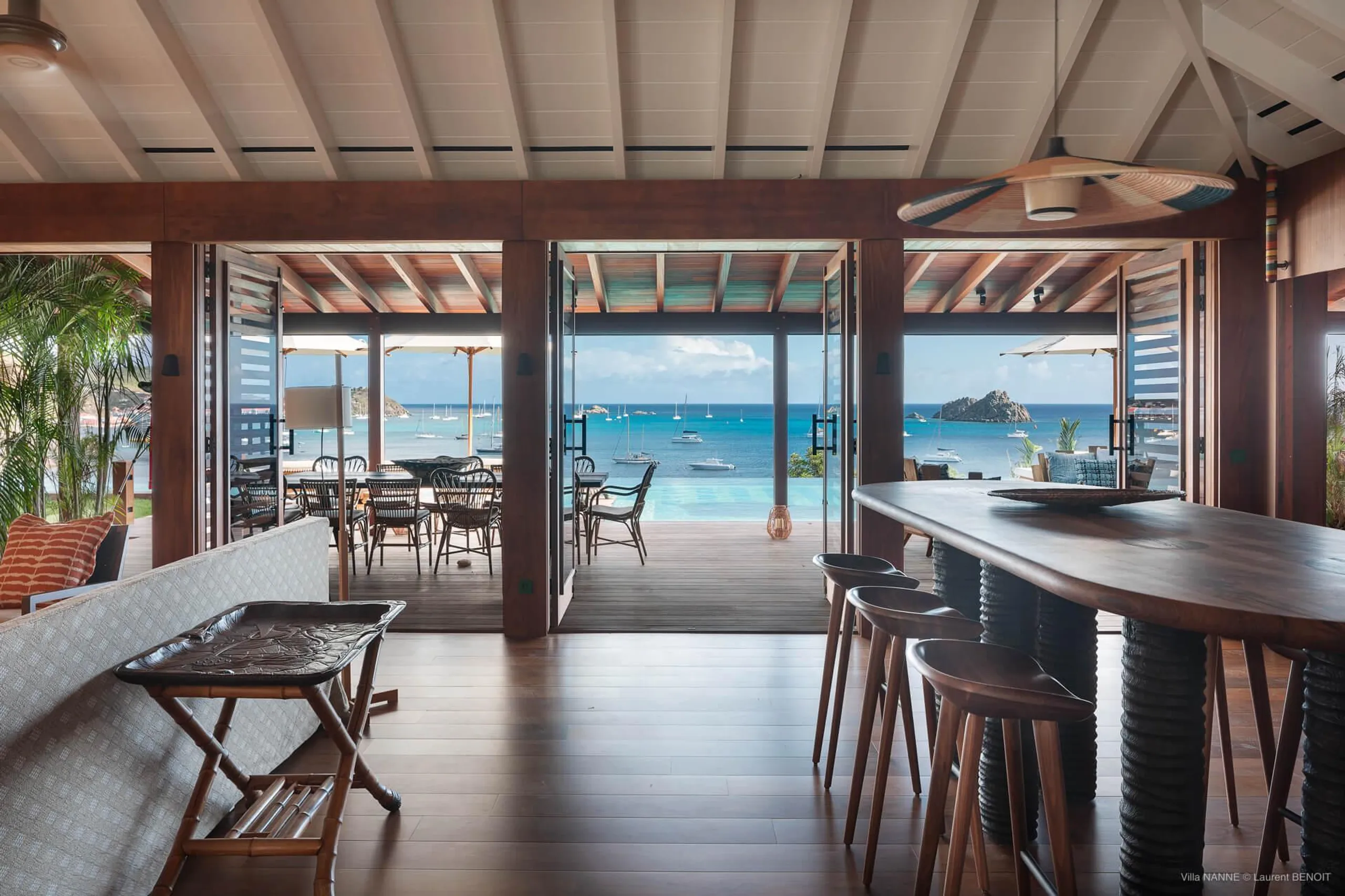 Caribbean Styled Caribbean Styled with Corossol's Bay Sparkling Water and Private Heated Pool — photograph 10