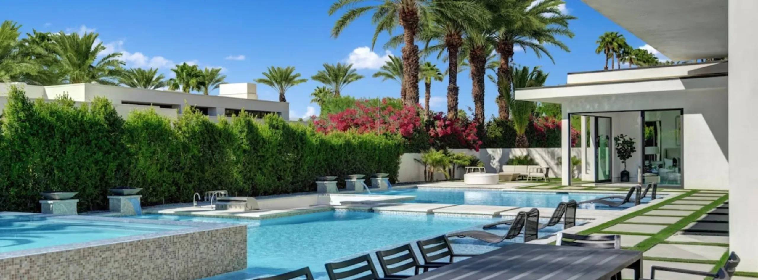 Stunning Rancho Mirage Estate with Private Swimming Pool and Mountain Views — photograph 7