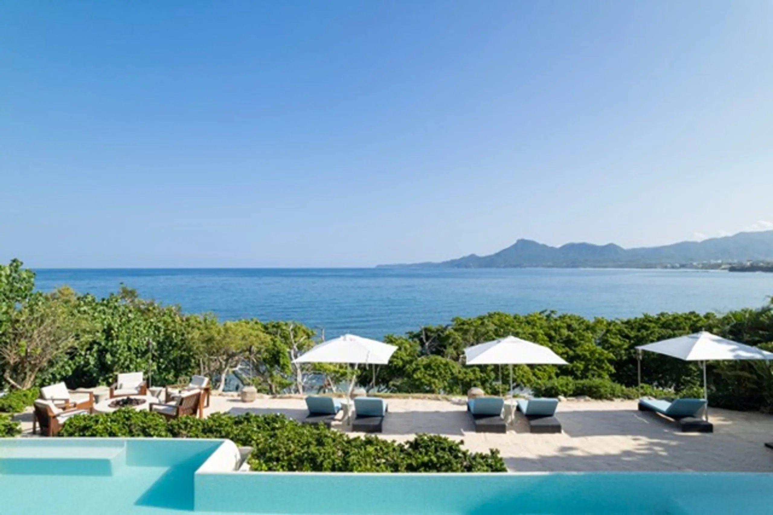 Oceanfront Punta Mita Villa in Kupuri with 60-Foot Infinity Pool, Private Beach & Panoramic Views — photograph 4