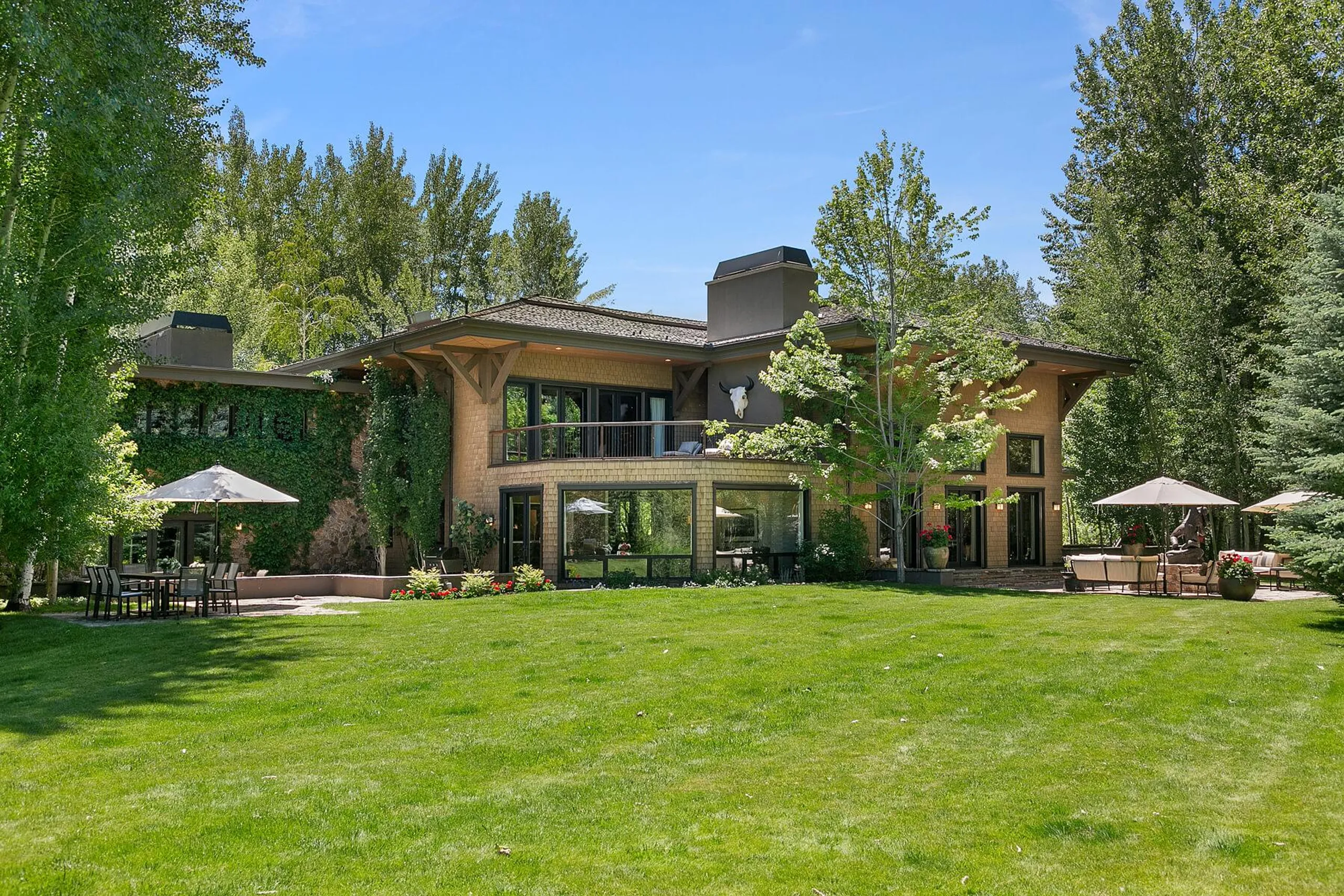 Splendid Sun Valley Villa with with Glass Greenhouse, Pool & Spa & Top-notch Amenities, Sun Valley