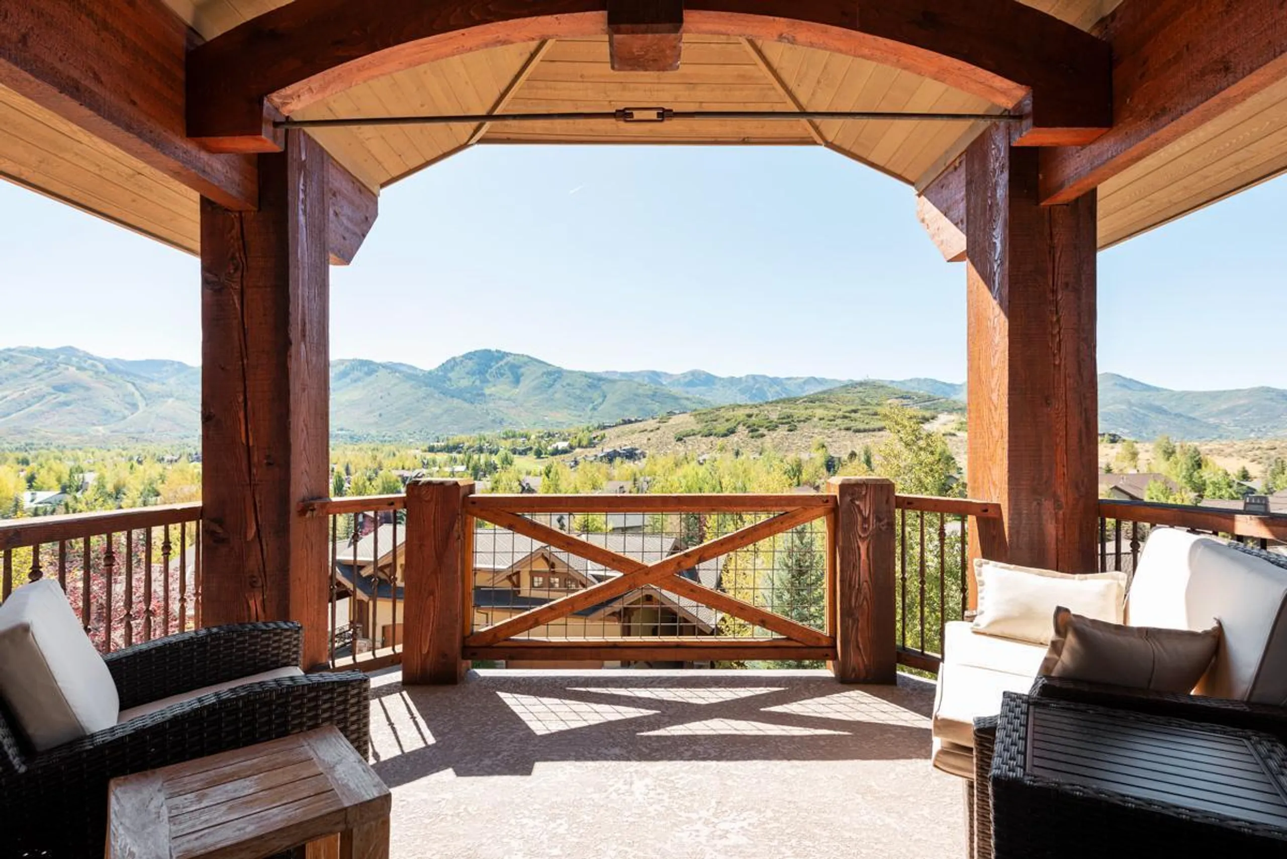 Resplendent Mountain Estate with Private Pool and Hot Tub, Park City