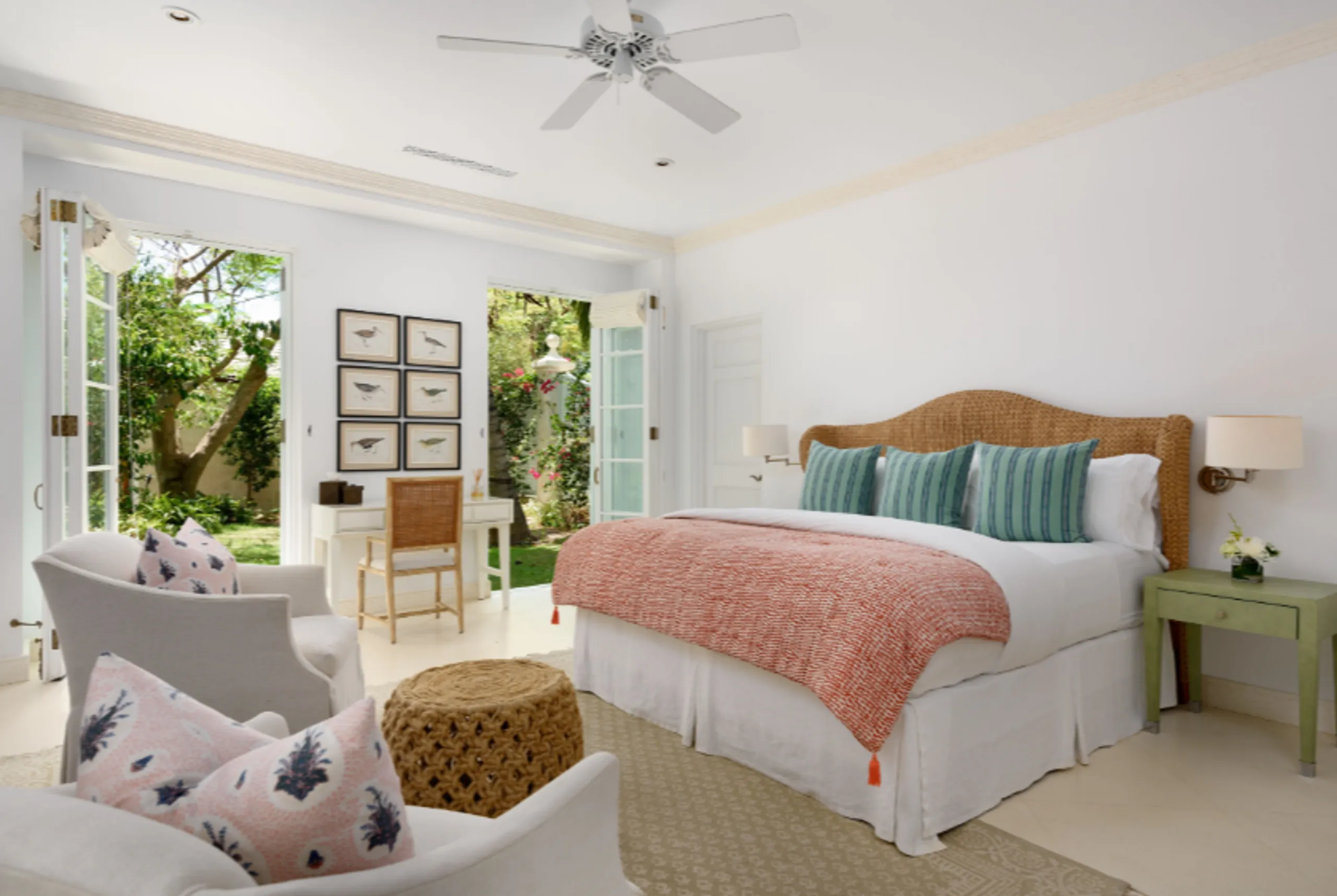 Ocean Front Grand Luxury Oasis with Private Pool and Ocean Views — photograph 12