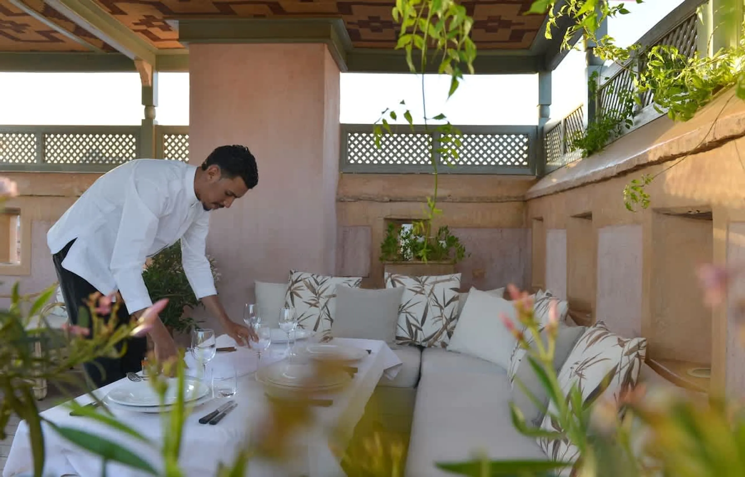 Sumptuous Medina Escape with Pool, Private Terraces, and Luxurious Hammam — photograph 11