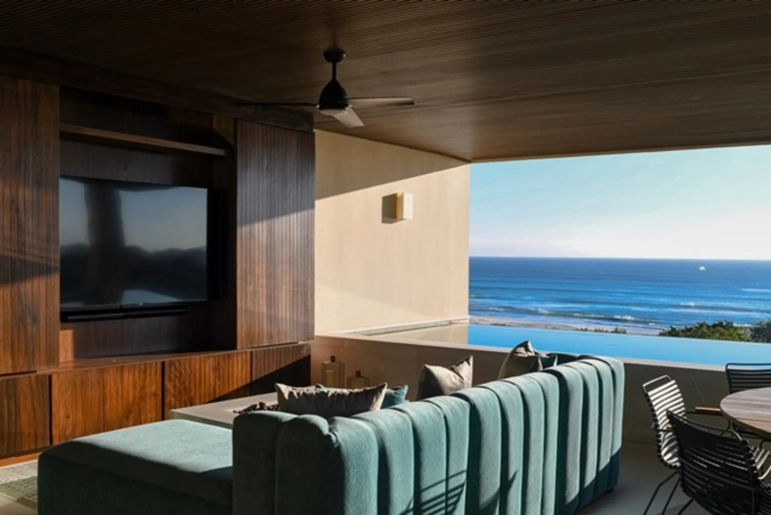 Luxe 5-Bedroom Oceanfront Villa in Punta Mita with Panoramic Ocean Views — photograph 4