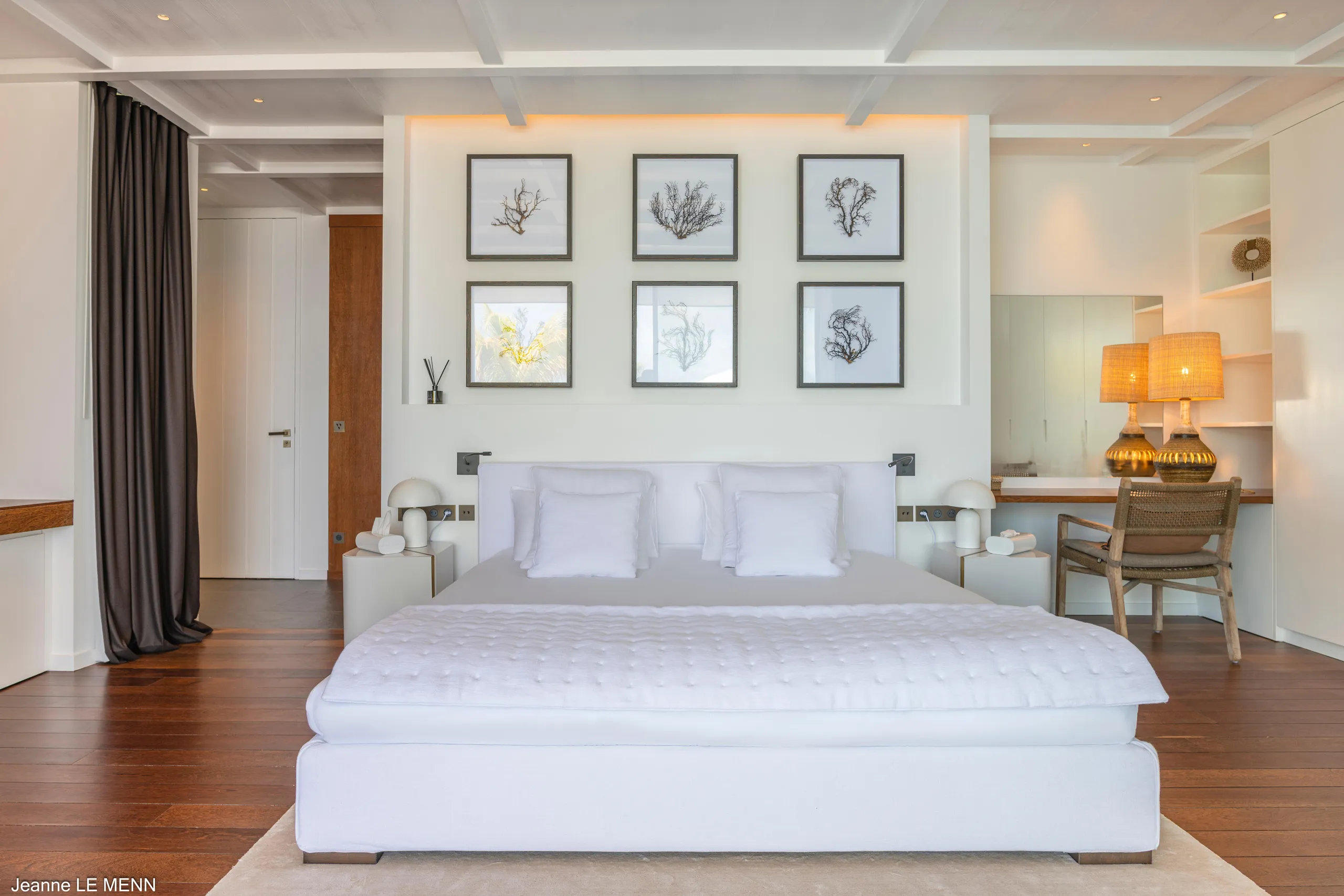 Splendid Gustavia Estate with Infinity Pool and Walks to Beach — photograph 8
