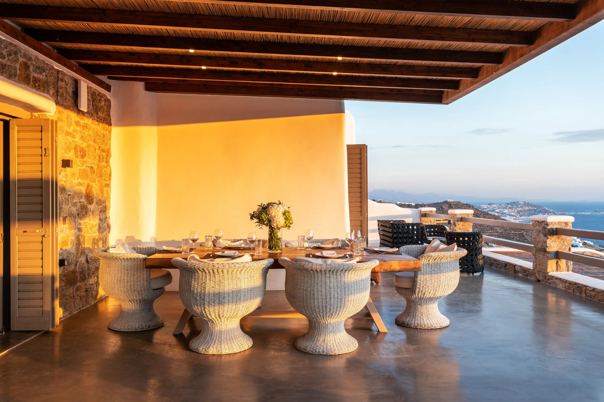 Deluxe Paradise in Fanari with Infinity Pool, Alfresco Jacuzzi and Aegean Sea Views — photograph 10