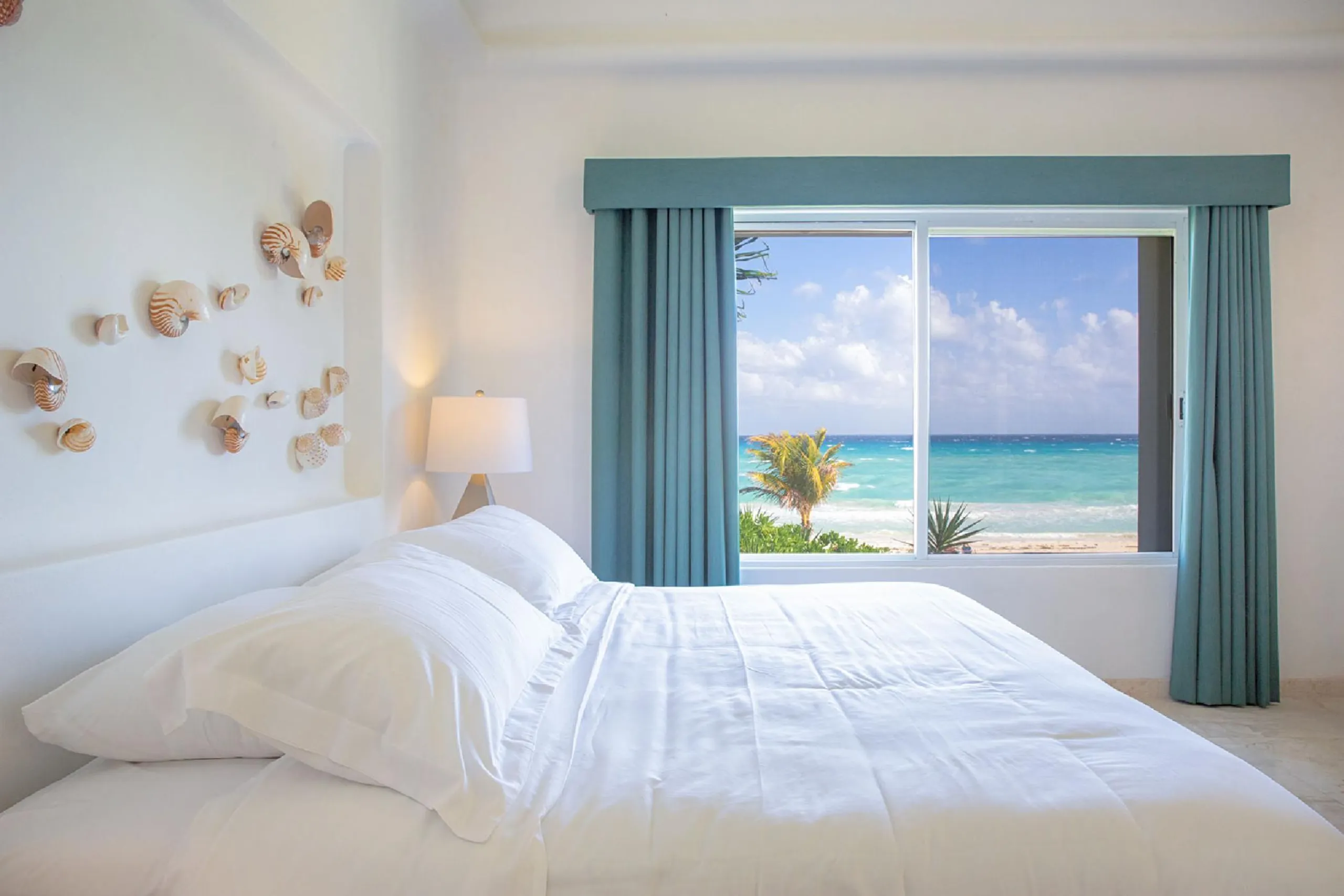 Playa del Carmen Modern Luxury Villa with Private Pool and Ocean Views — photograph 12