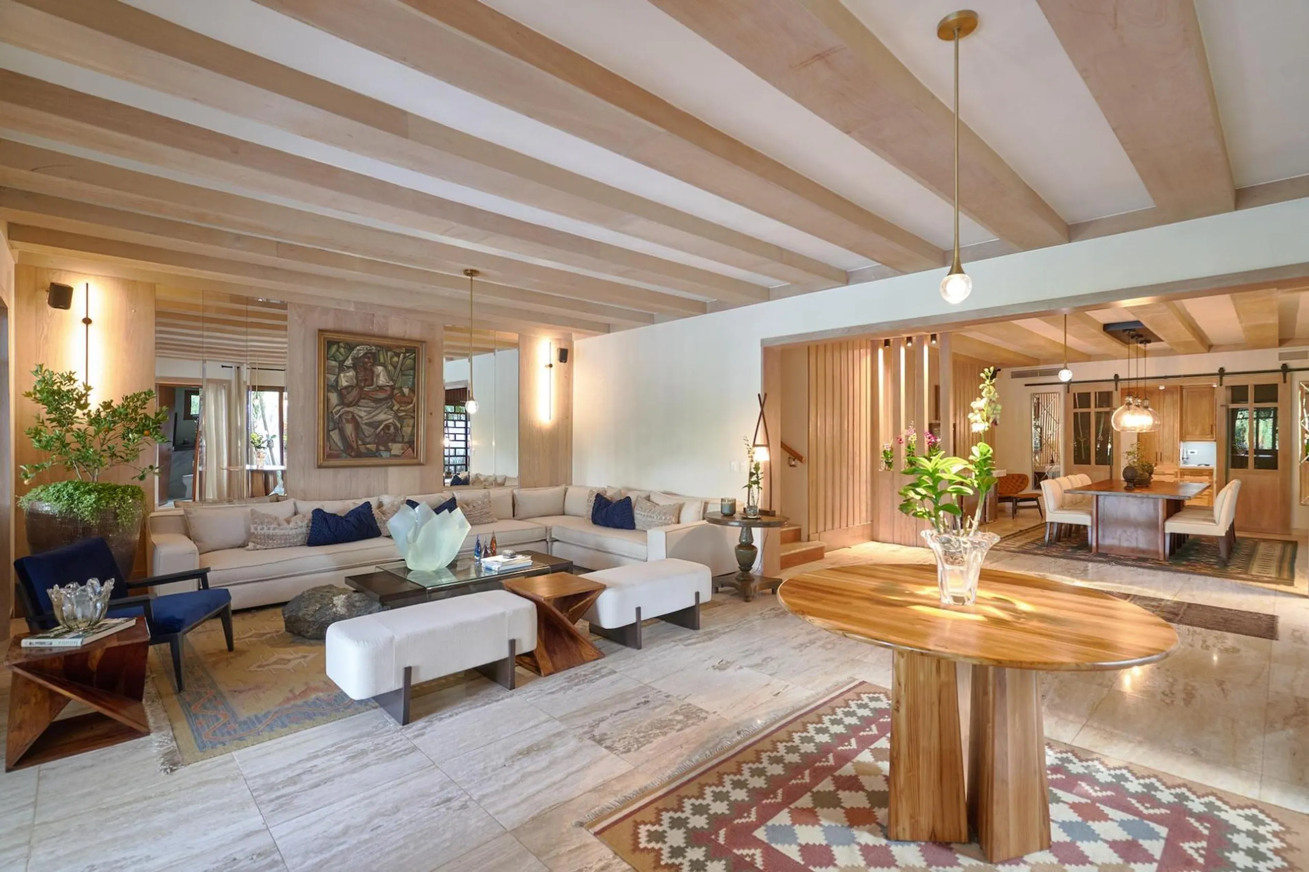 Glorious 4BR Villa with Heated Pool and the Marina Nearby — photograph 9