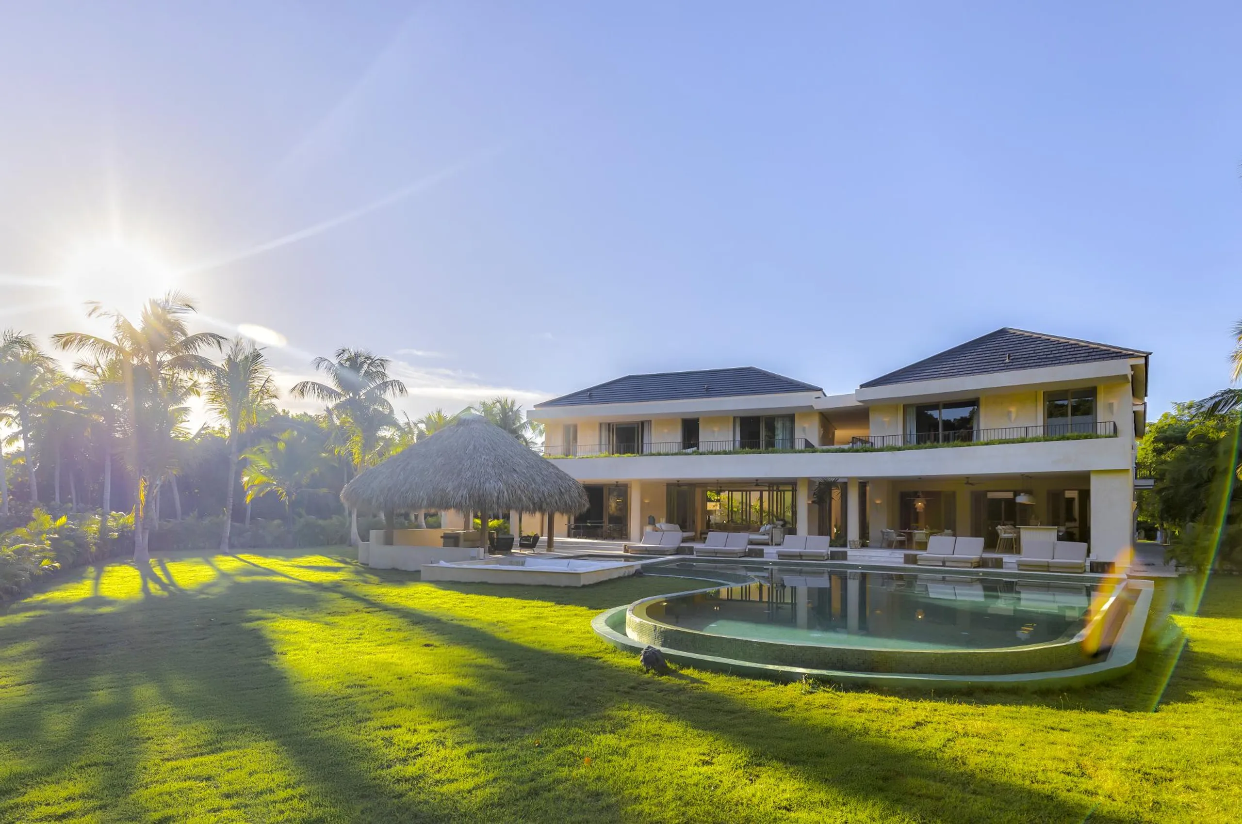 Majestic Arrecife Estate with Private Pool in Punta Cana Resort — photograph 5