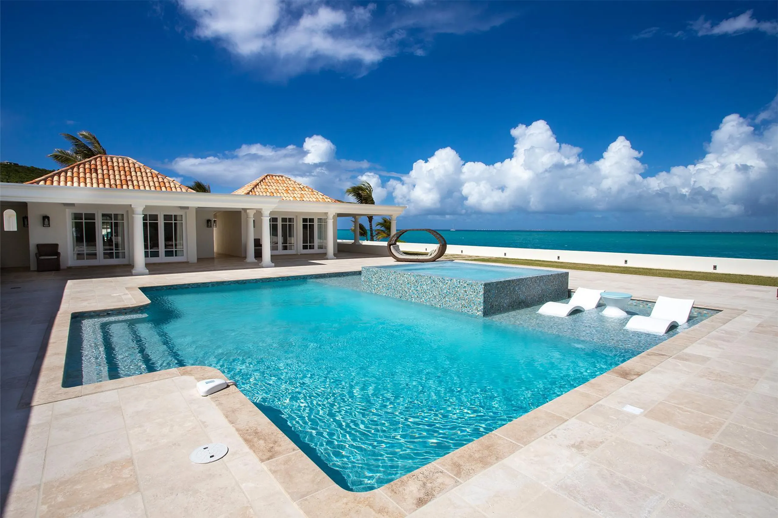 Inspiring Baie Rouge Luxury Villa with Private Pool on a Pristine Beach, Baie Rouge