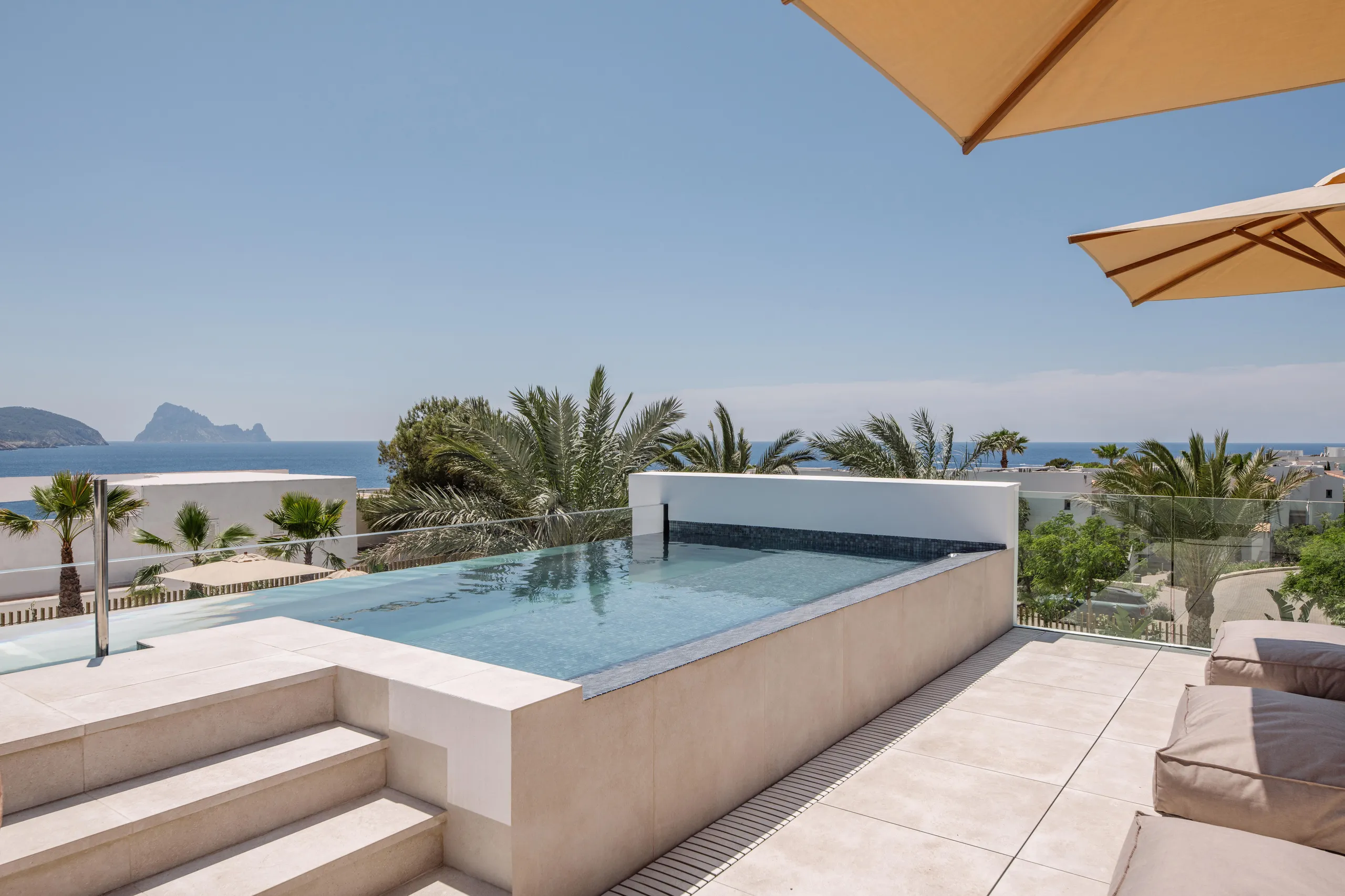 Modern Ibiza Ultra Estate with Private Pool and Ocean Views — photograph 5