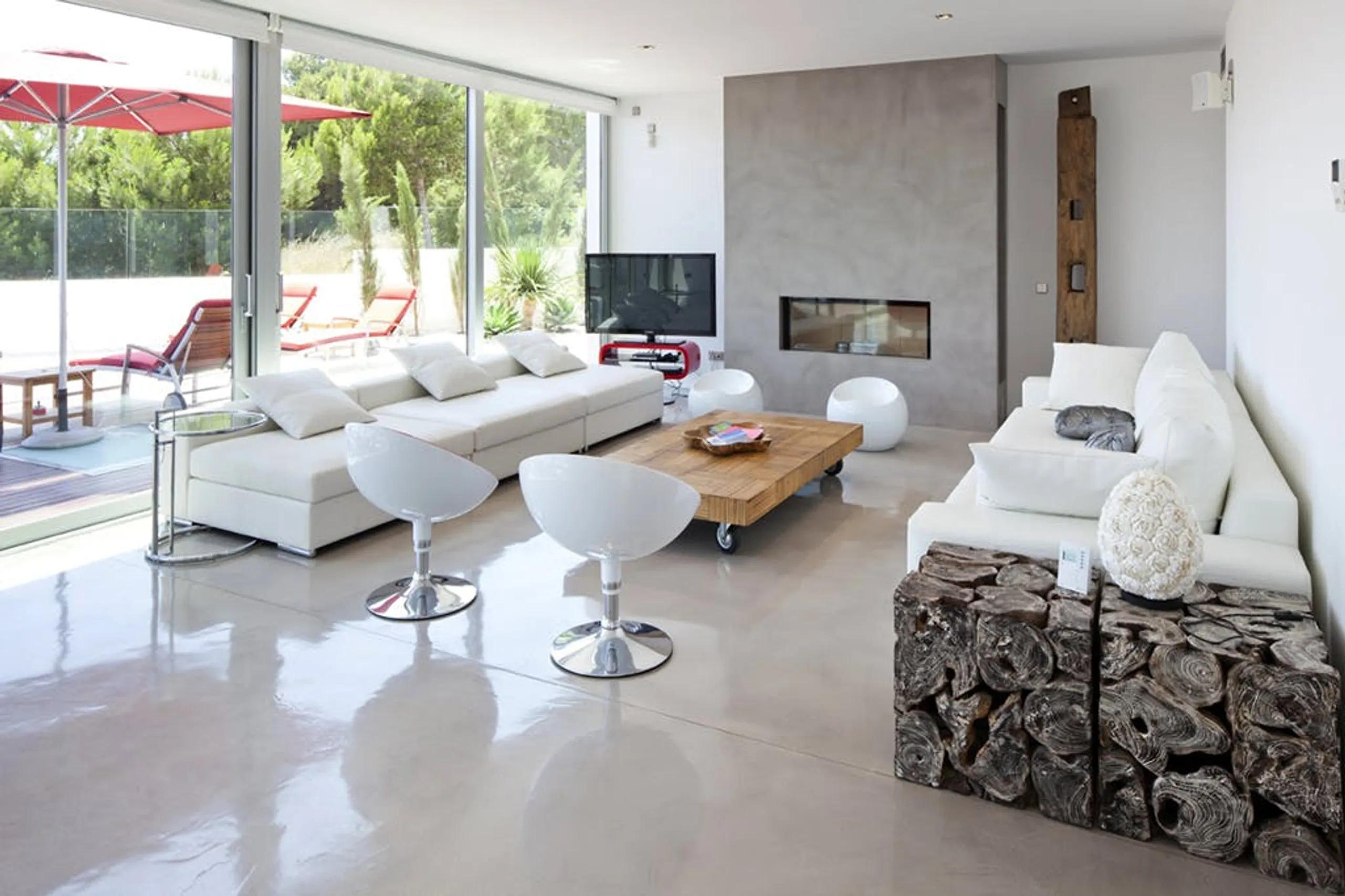 Breathtaking Contemporary Villa in Ibiza with Private Pool — photograph 11