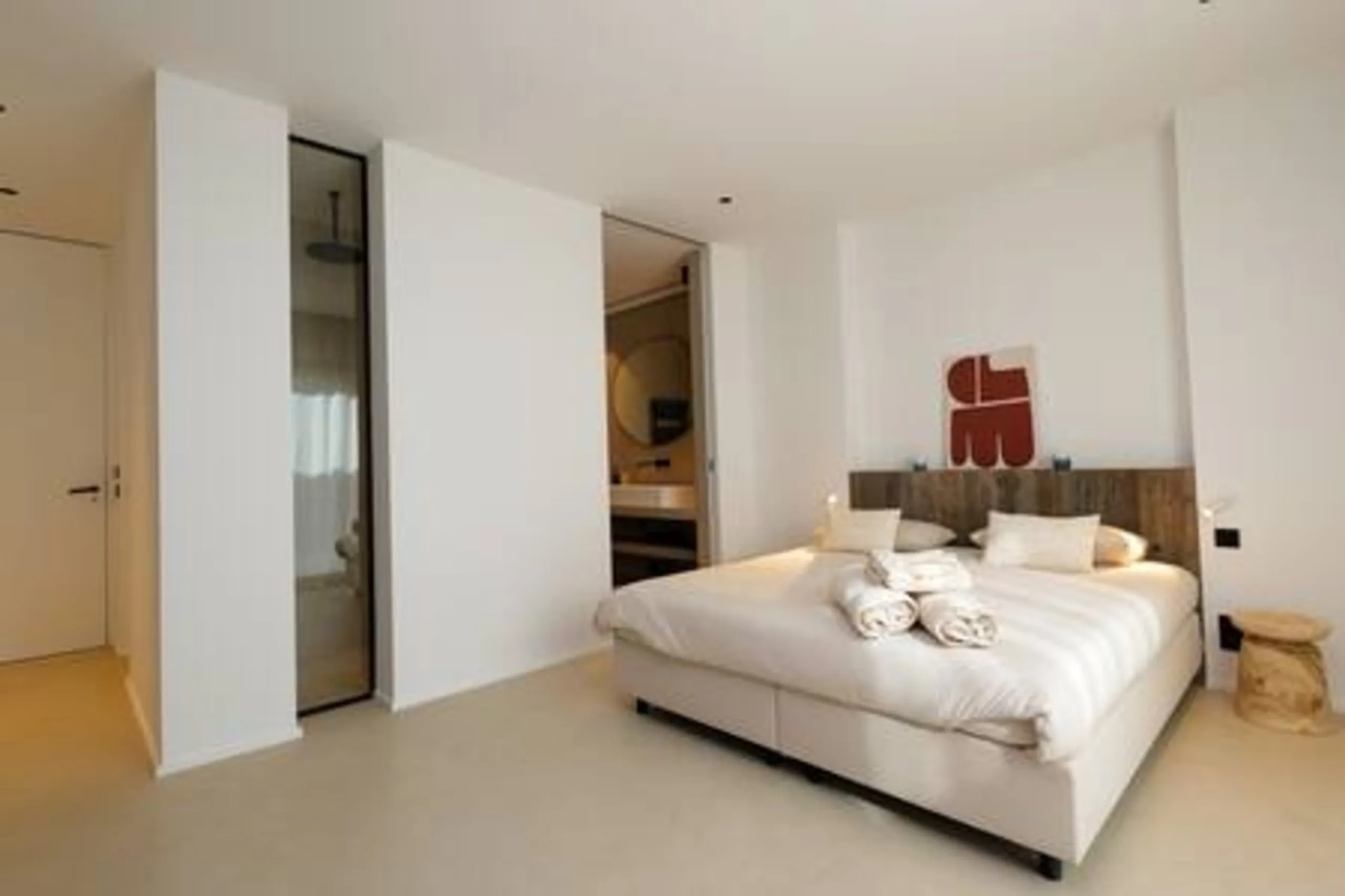 Prestigious Porto-Vecchio Villa: Stunning Views, Heated Pool & Sea Views — photograph 9