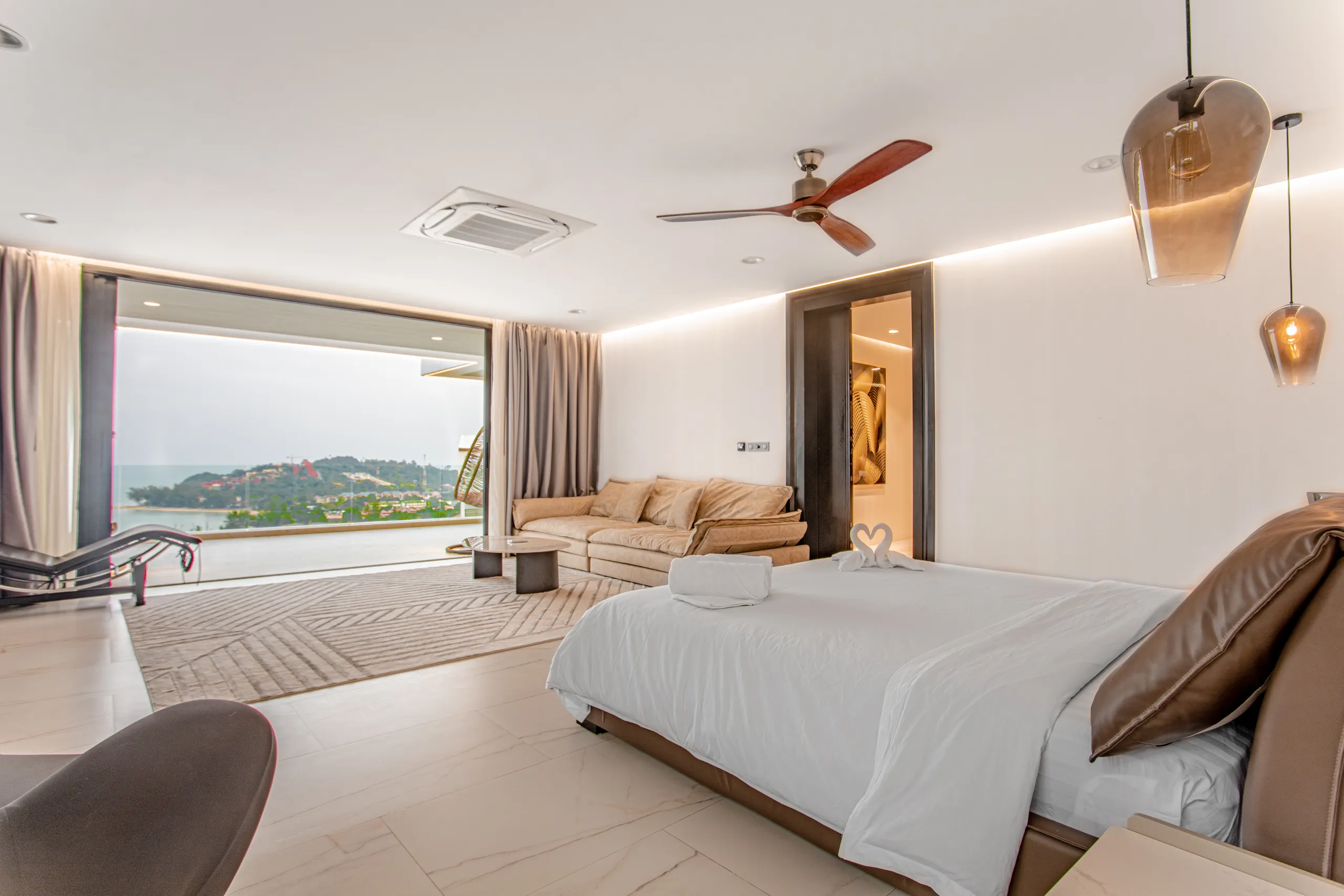 Elite Sanctuary Villa with 30-Meter Pool and Cinematic Backdrop of Thailand Gulf — photograph 7
