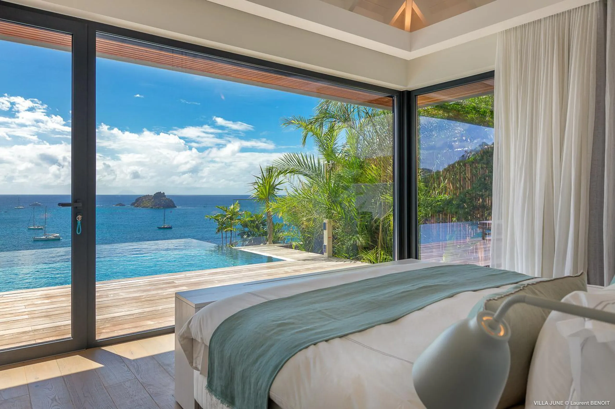 Breathtaking Luxury Corossol Ocean View Villa with Infinity Pool — photograph 10