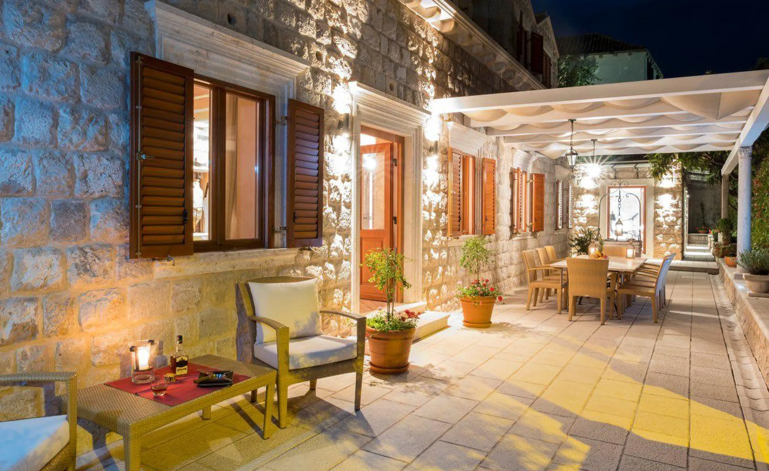 Splendid Stone Villa with Pool and Private Gym — photograph 2