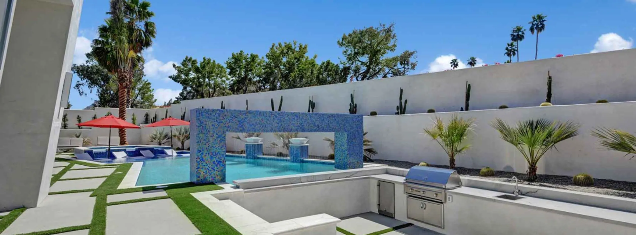 Glorious Palm Desert Vacation Villa with Resort-Style Pool & Mountain Views — photograph 2