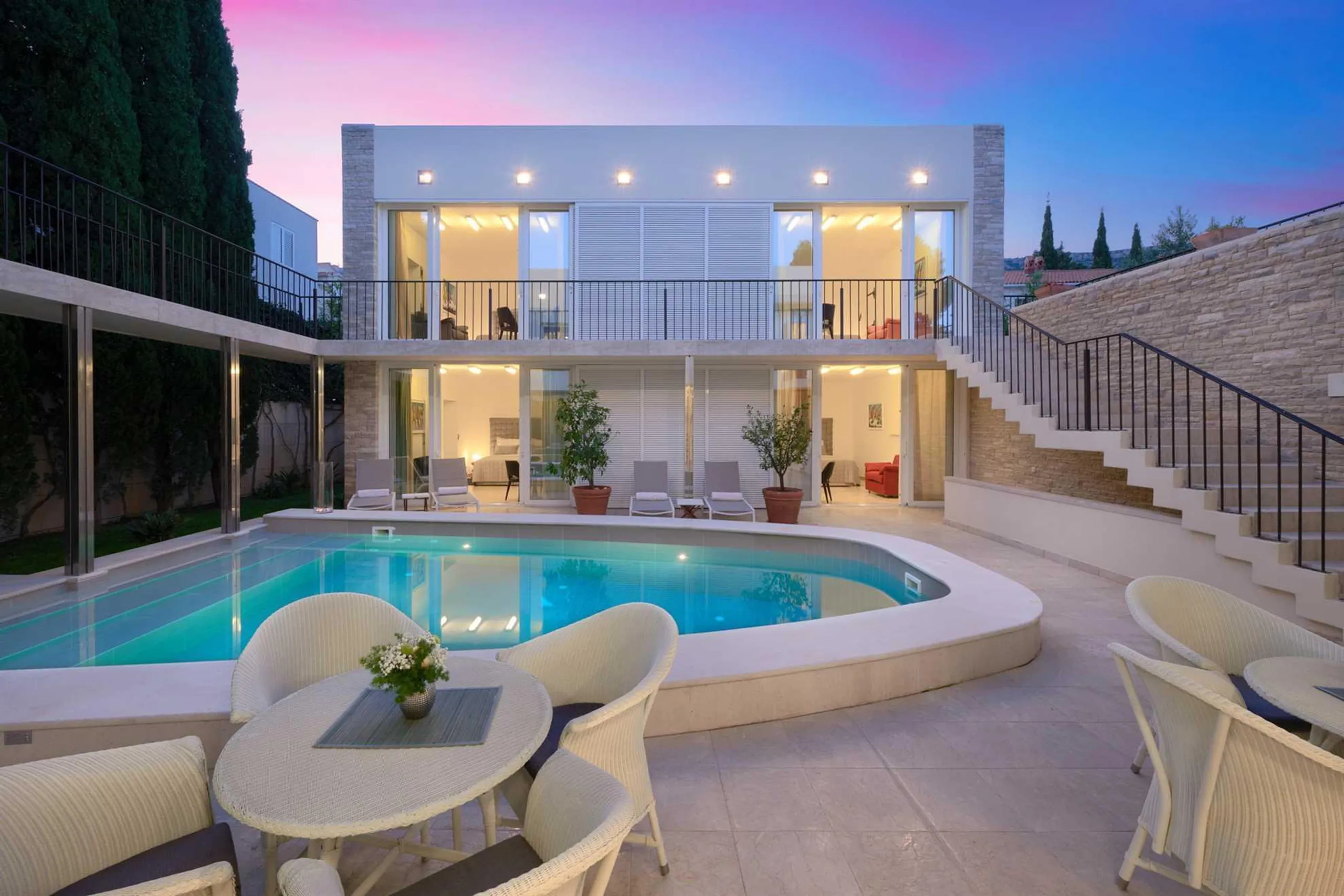 Breathtaking 6 Bedroom Villa with Private Pool and Lush Surroundings, Splitsko Dalmatinska