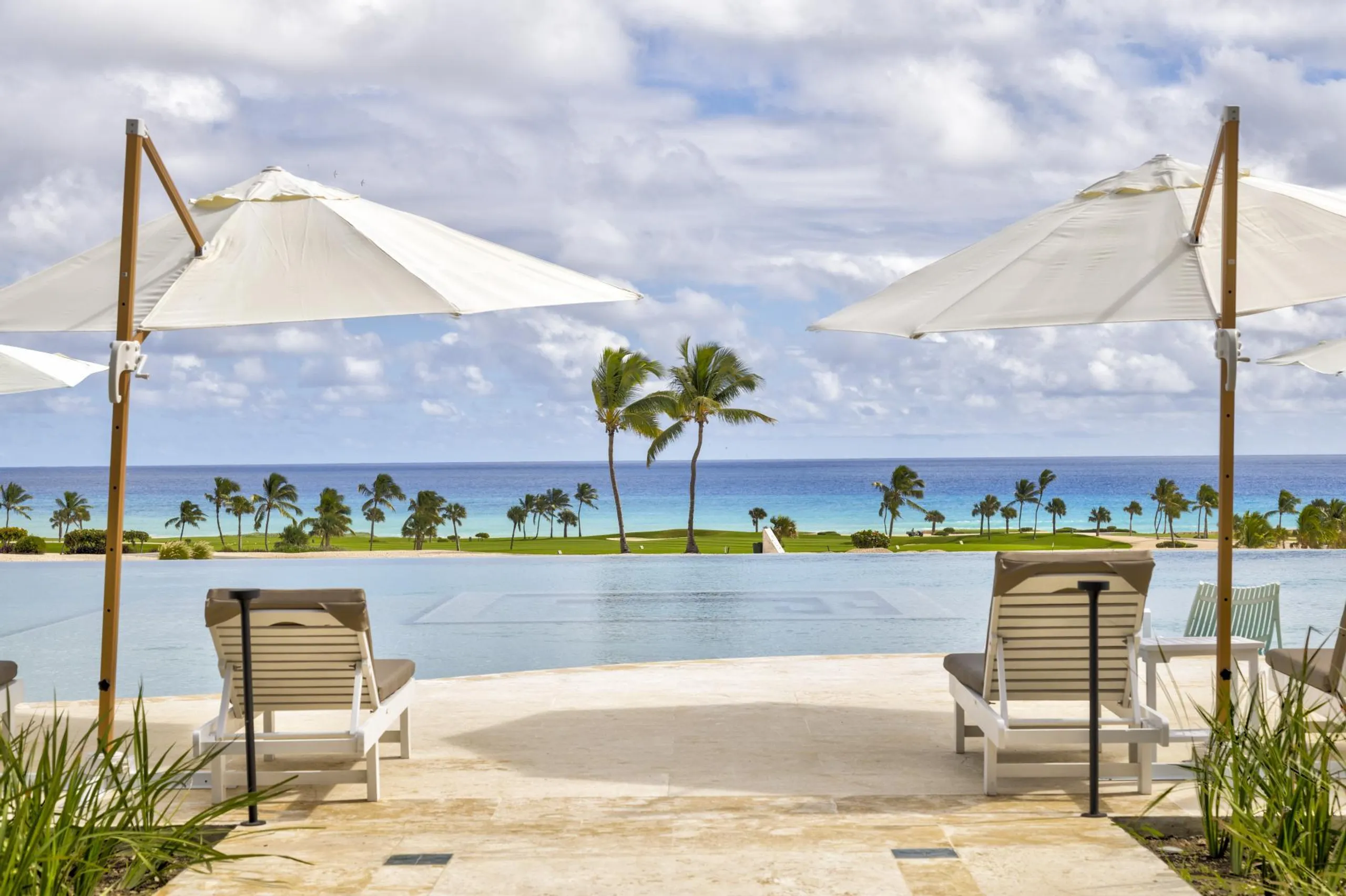 Founders Villa with Private Pool and Sea Views — photograph 2