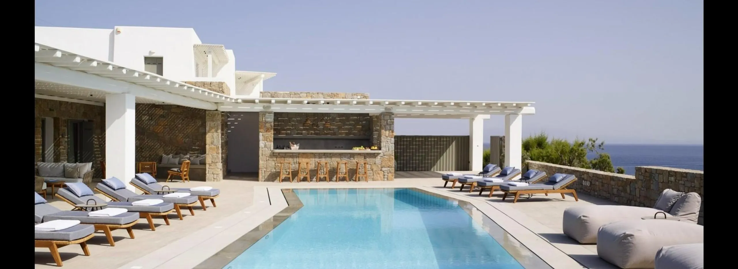 Splendid Kalo LIvadi Retreat with Infinity Pool and Breathtaking Views, Kalo Livadi